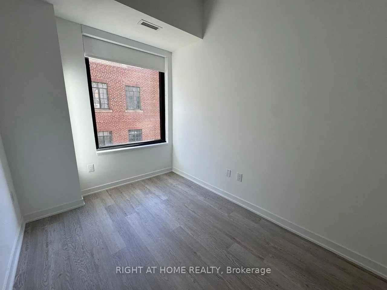 Photo 21 of Unit 201, 3 Strathgowan Avenue, Toronto, Lawrence Park South — HOMEH