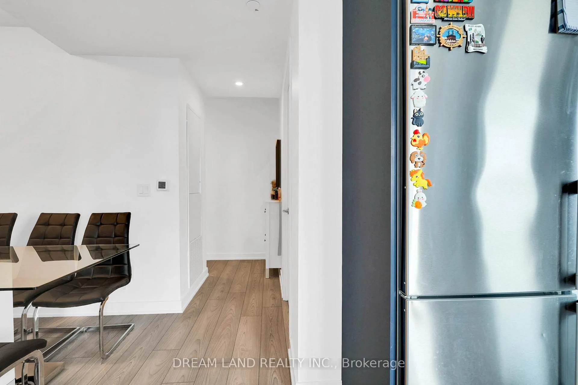 Photo 11 of Unit 621, 8 Tippett Road, North York, Clanton Park — HOMEH