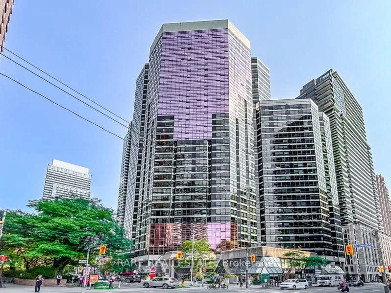 Photo 1 of Unit 310, 1001 Bay Street, Toronto, Bay Street Corridor — HOMEH