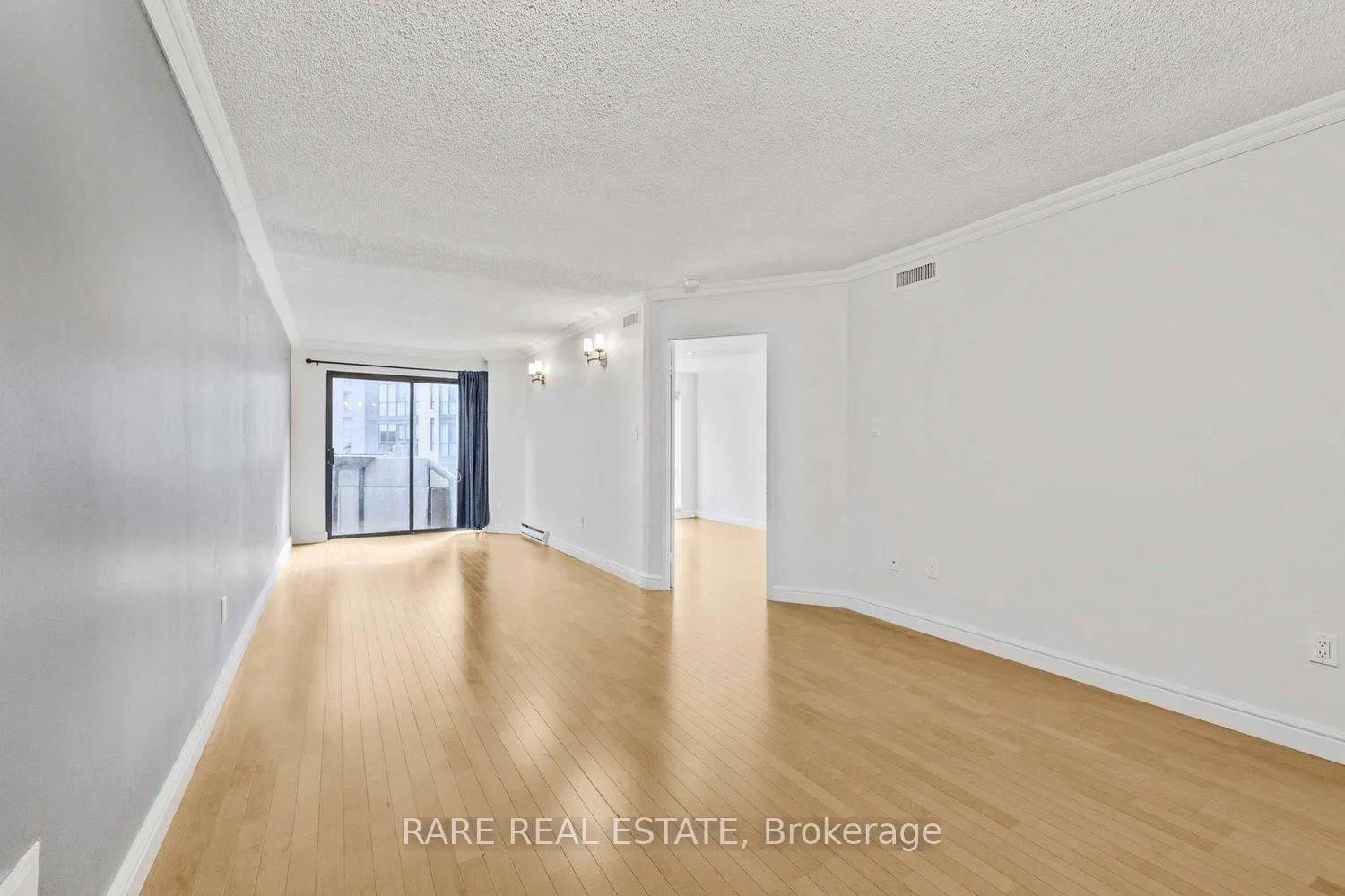 Photo 10 of Unit 310, 1001 Bay Street, Toronto, Bay Street Corridor — HOMEH
