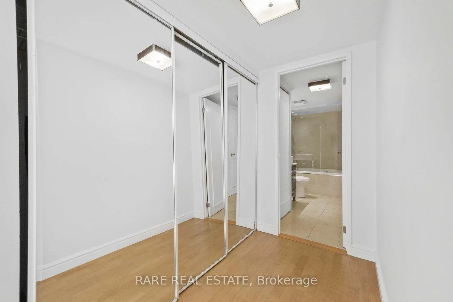 Photo 18 of Unit 310, 1001 Bay Street, Toronto, Bay Street Corridor — HOMEH