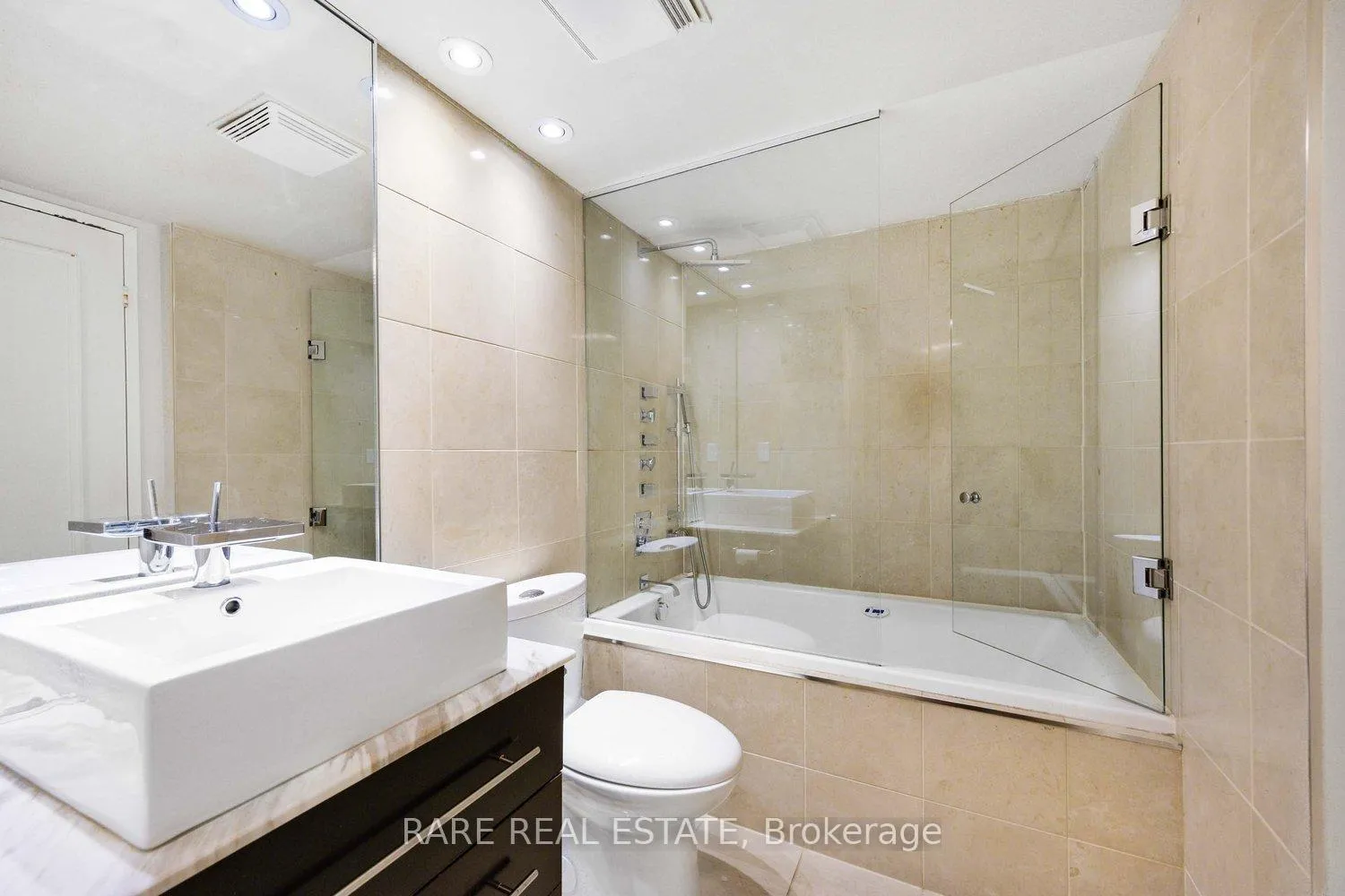 Photo 19 of Unit 310, 1001 Bay Street, Toronto, Bay Street Corridor — HOMEH