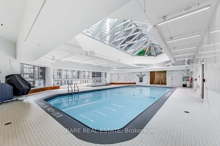 Photo 23 of Unit 310, 1001 Bay Street, Toronto, Bay Street Corridor — HOMEH