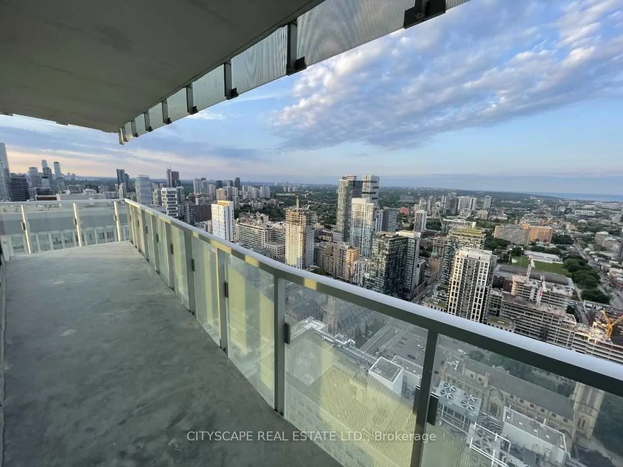 Photo 12 of Unit 4202, 197 Yonge Street, Toronto, Church-Yonge Corridor — HOMEH
