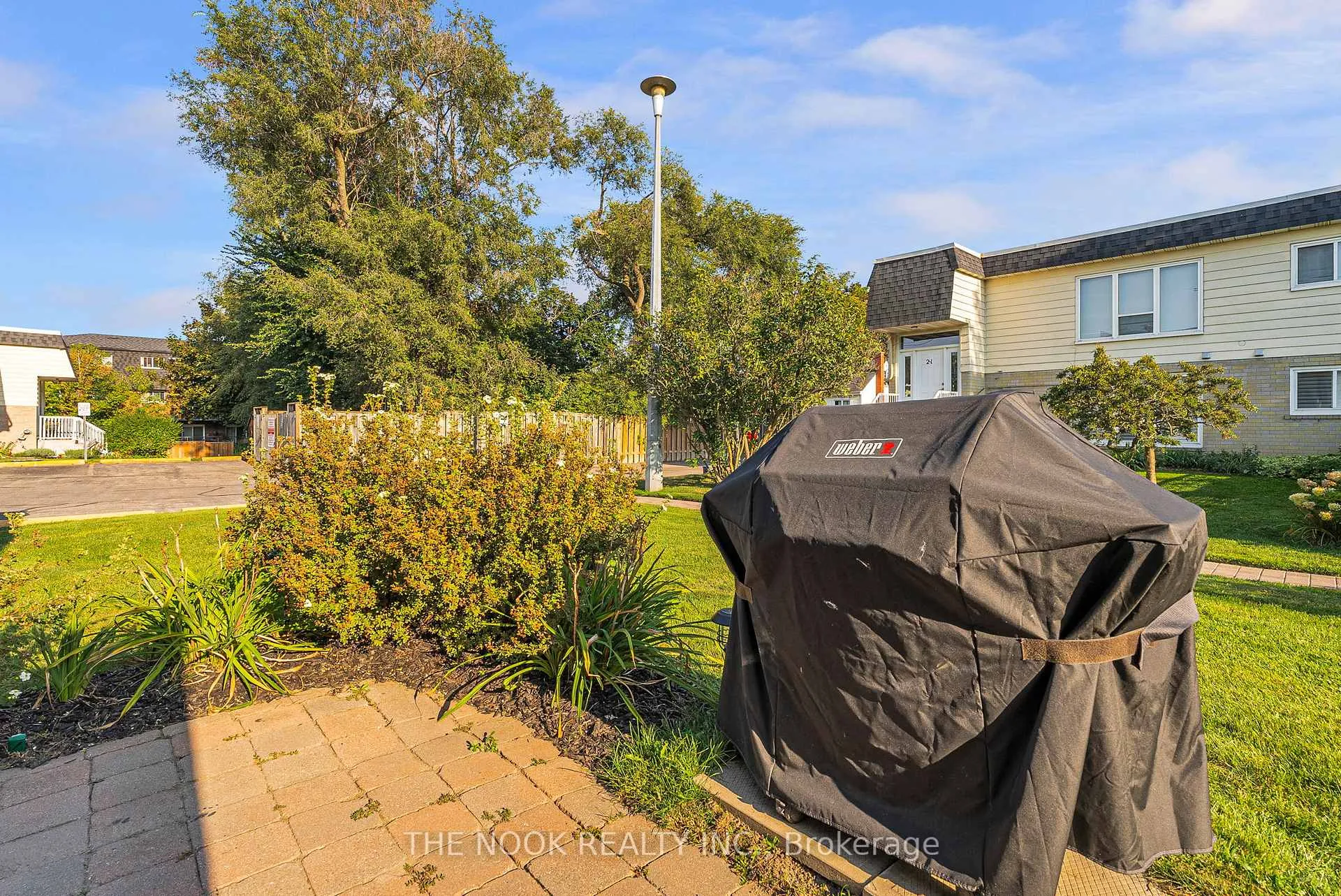 Photo 4 of Unit 3-1, 540 Mary Street, Whitby, Downtown Whitby — HOMEH