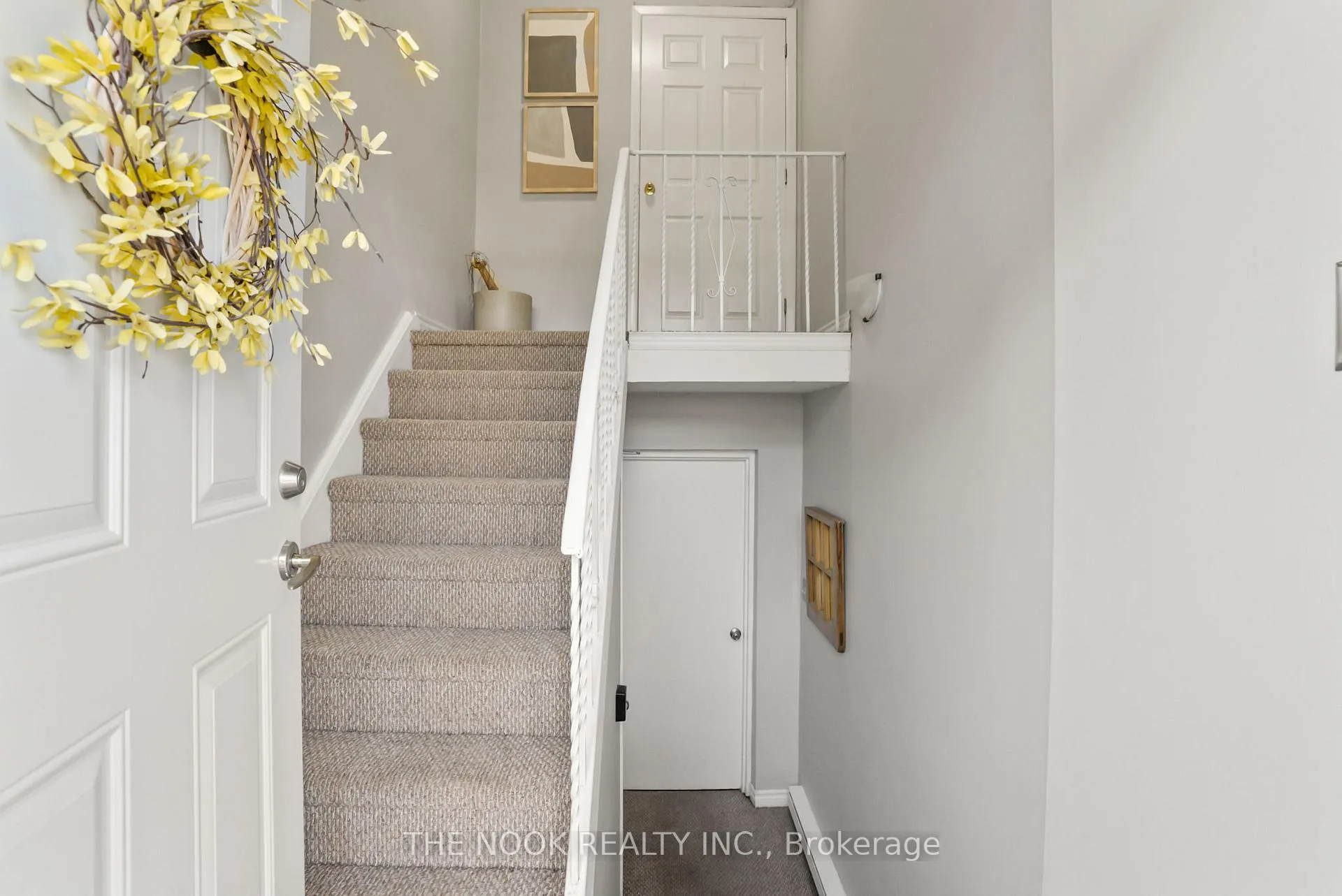 Photo 7 of Unit 3-1, 540 Mary Street, Whitby, Downtown Whitby — HOMEH
