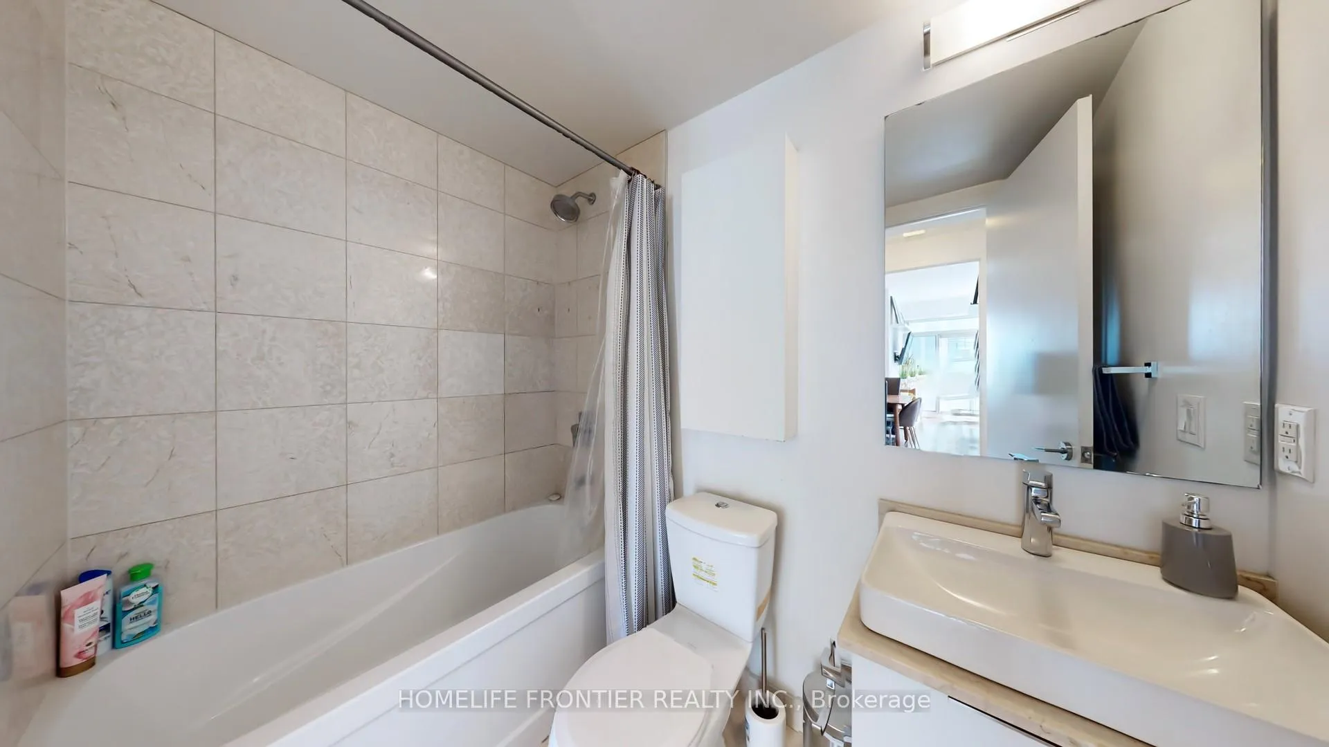 Photo 9 of Unit 3003, 14 York Street, Toronto, Waterfront Communities — HOMEH