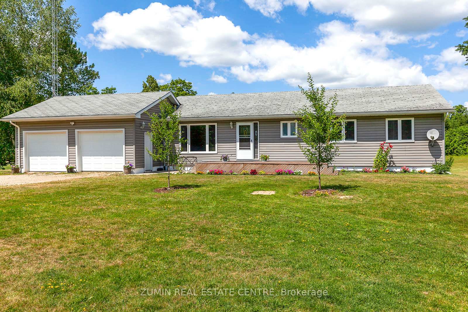 Front of 642827 Mccullough Lake Road