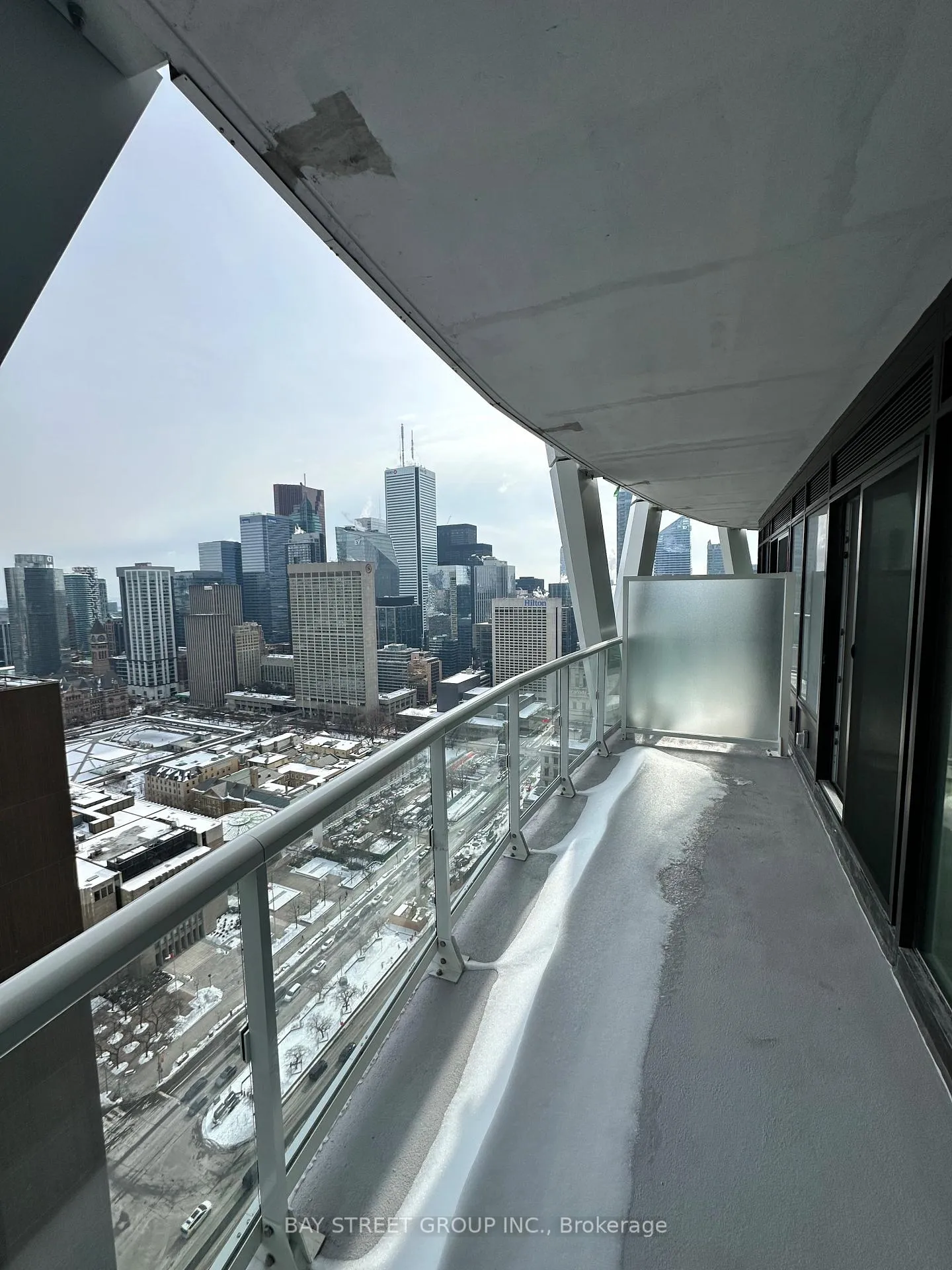 Photo 7 of Unit 3413, 230 Simcoe Street, Toronto, Kensington-Chinatown — HOMEH