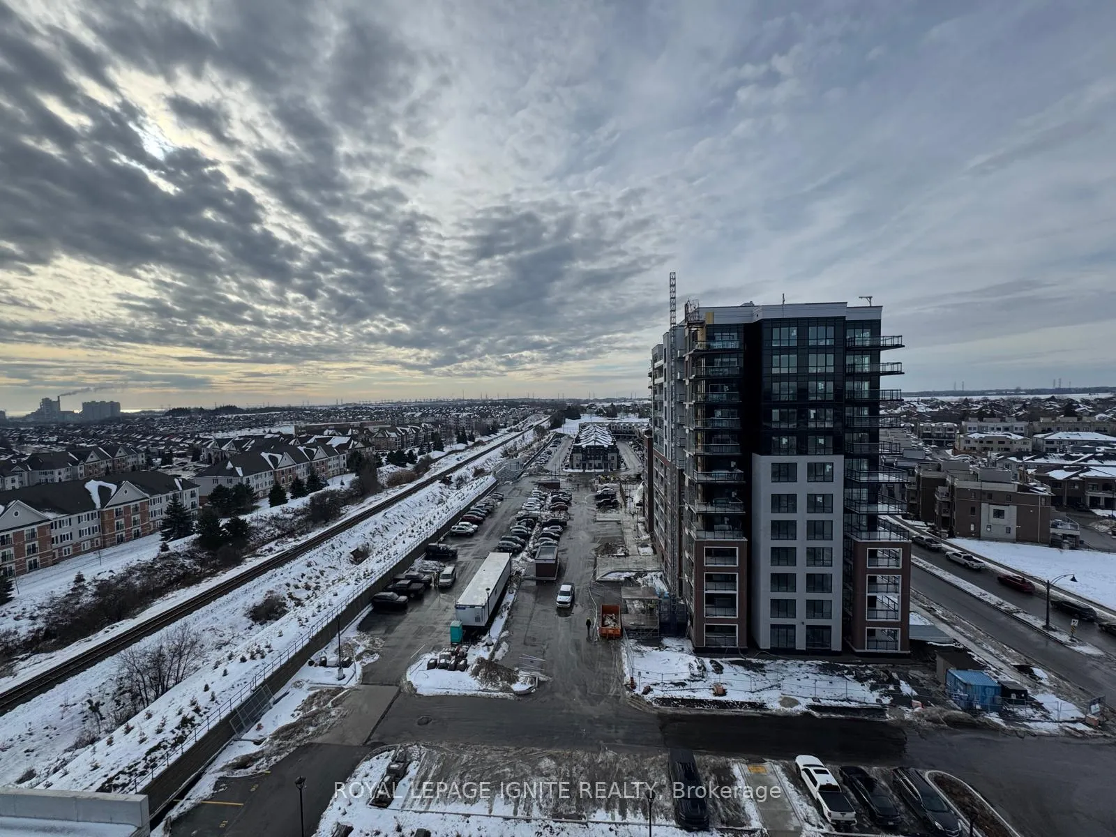 Photo 4 of Unit 1001, 55 Clarington Boulevard, Clarington, Bowmanville — HOMEH