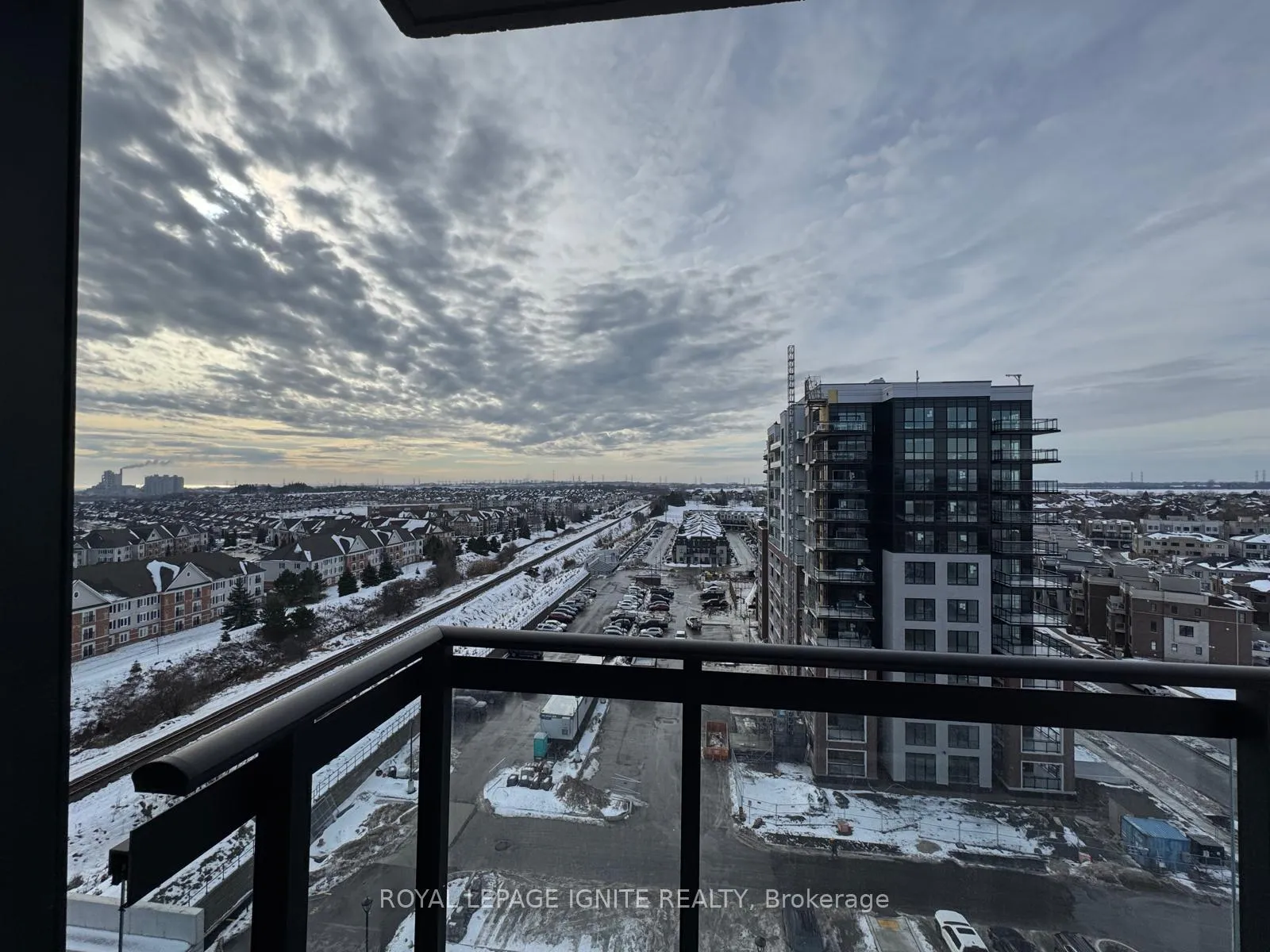 Photo 7 of Unit 1001, 55 Clarington Boulevard, Clarington, Bowmanville — HOMEH
