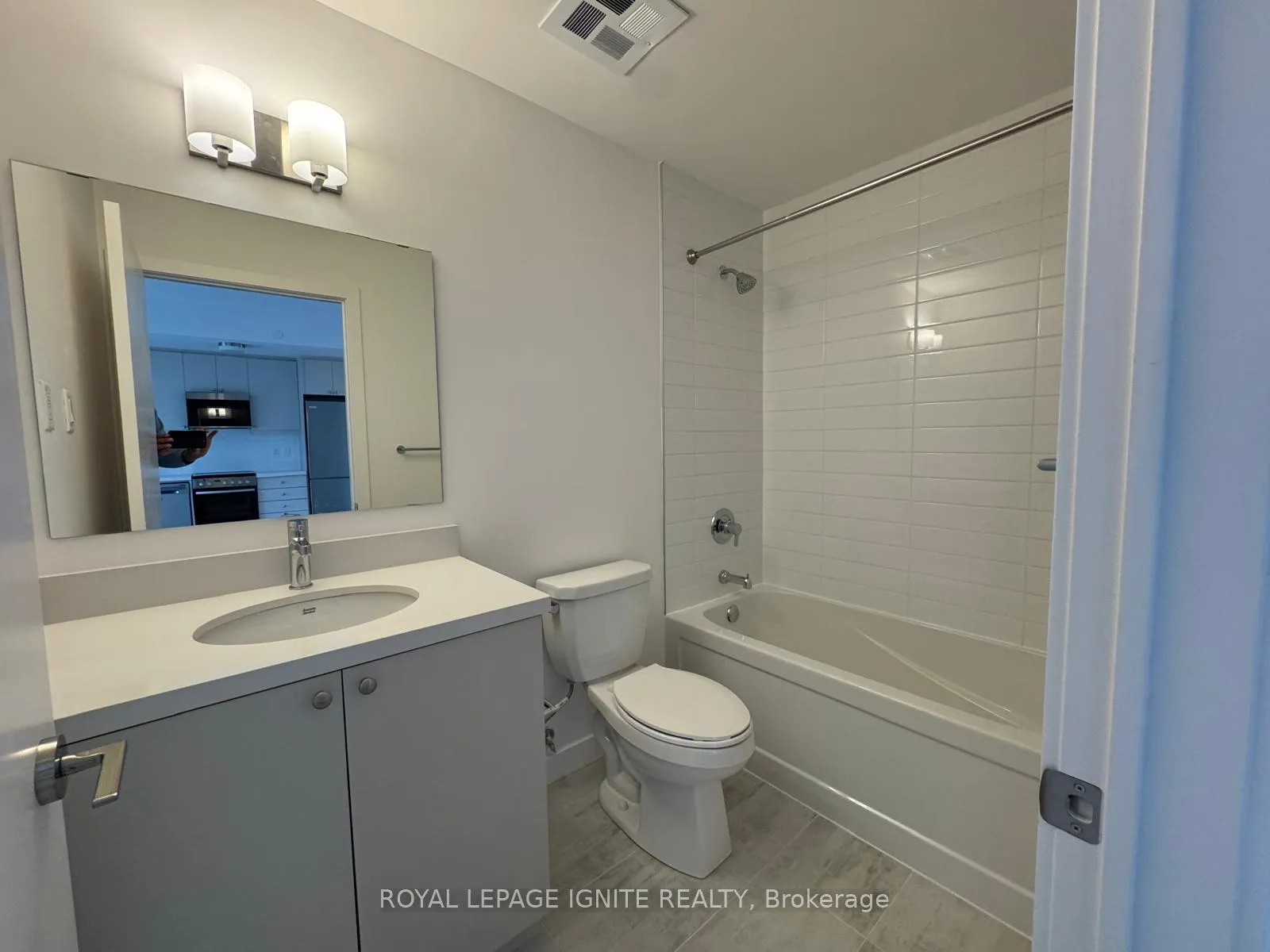 Photo 15 of Unit 1001, 55 Clarington Boulevard, Clarington, Bowmanville — HOMEH