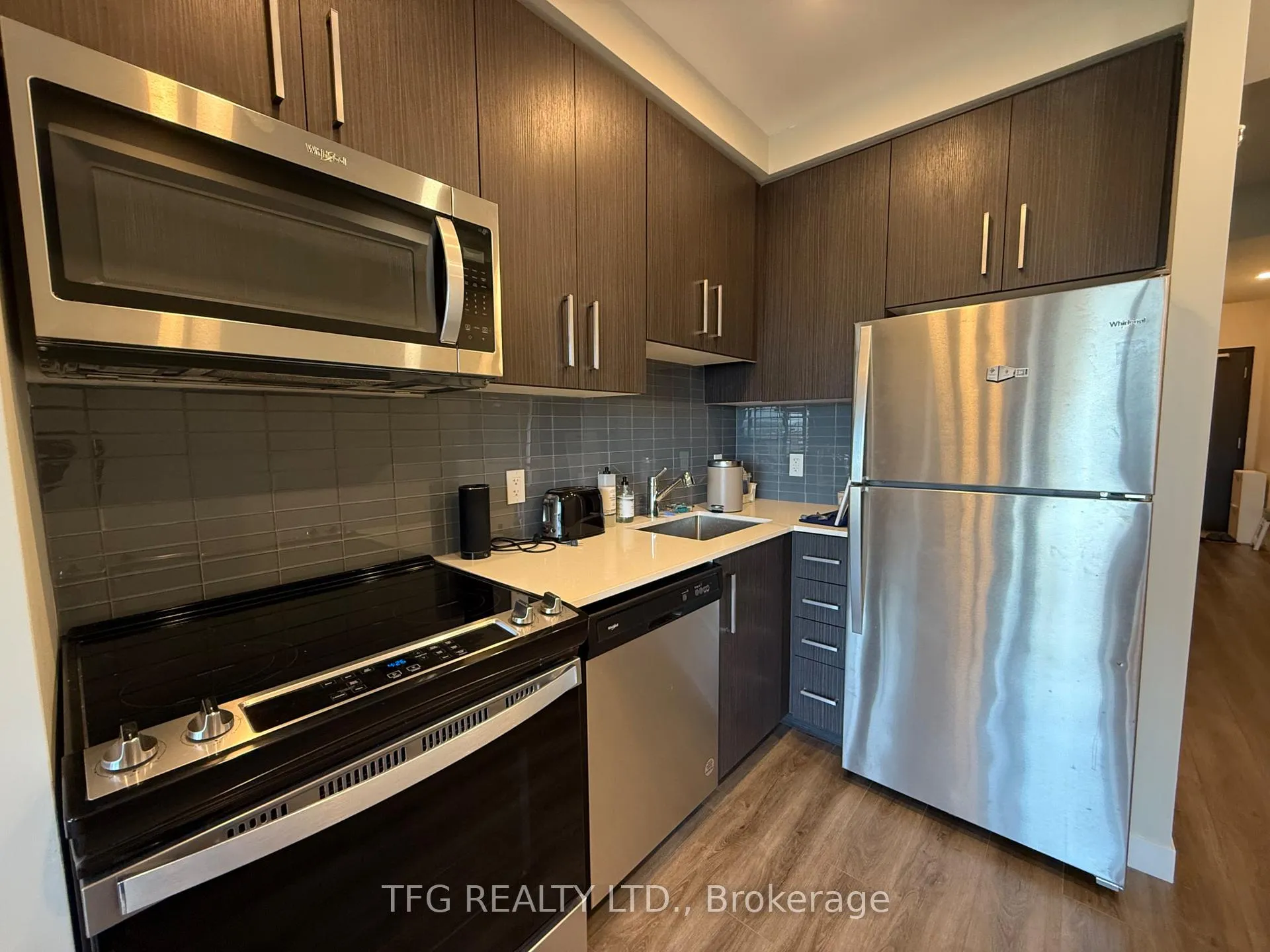 Photo 11 of Unit 904, 15 Queen Street S, Hamilton, Central — HOMEH