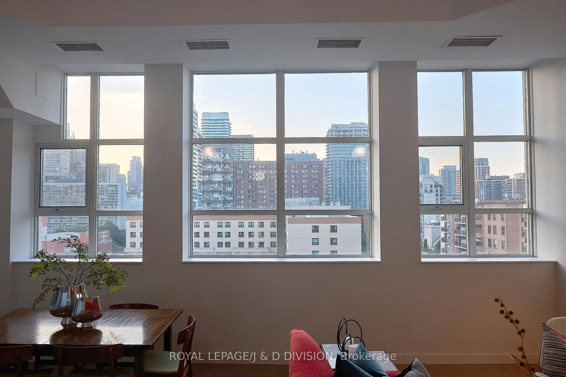 Photo 9 of Unit PH21, 155 Dalhousie Street, Toronto, Church-Yonge Corridor — HOMEH