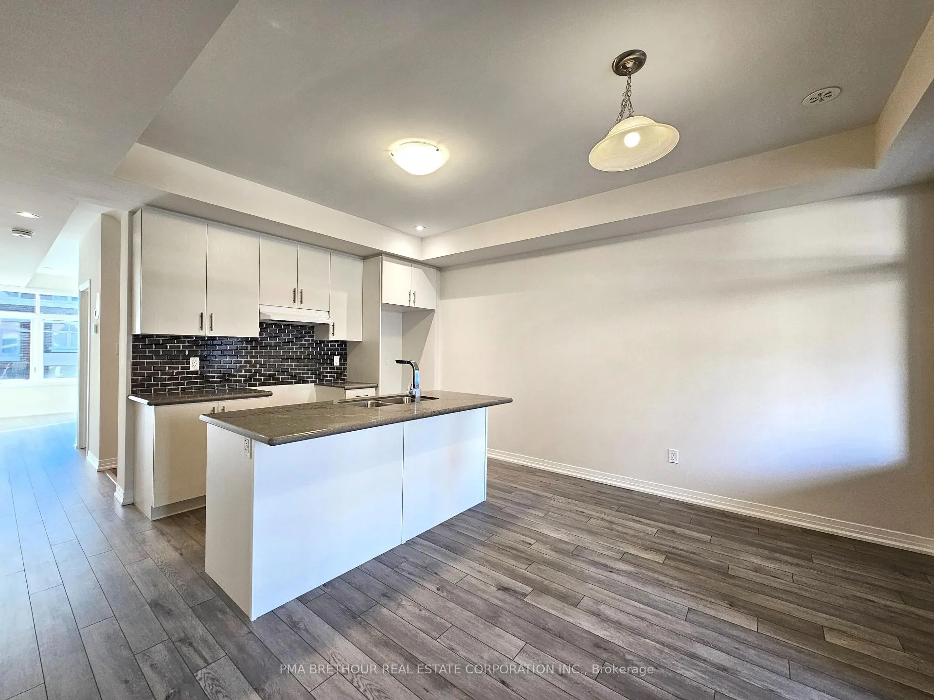 Photo 6 of 8 Sissons Way, Markham, Box Grove — HOMEH