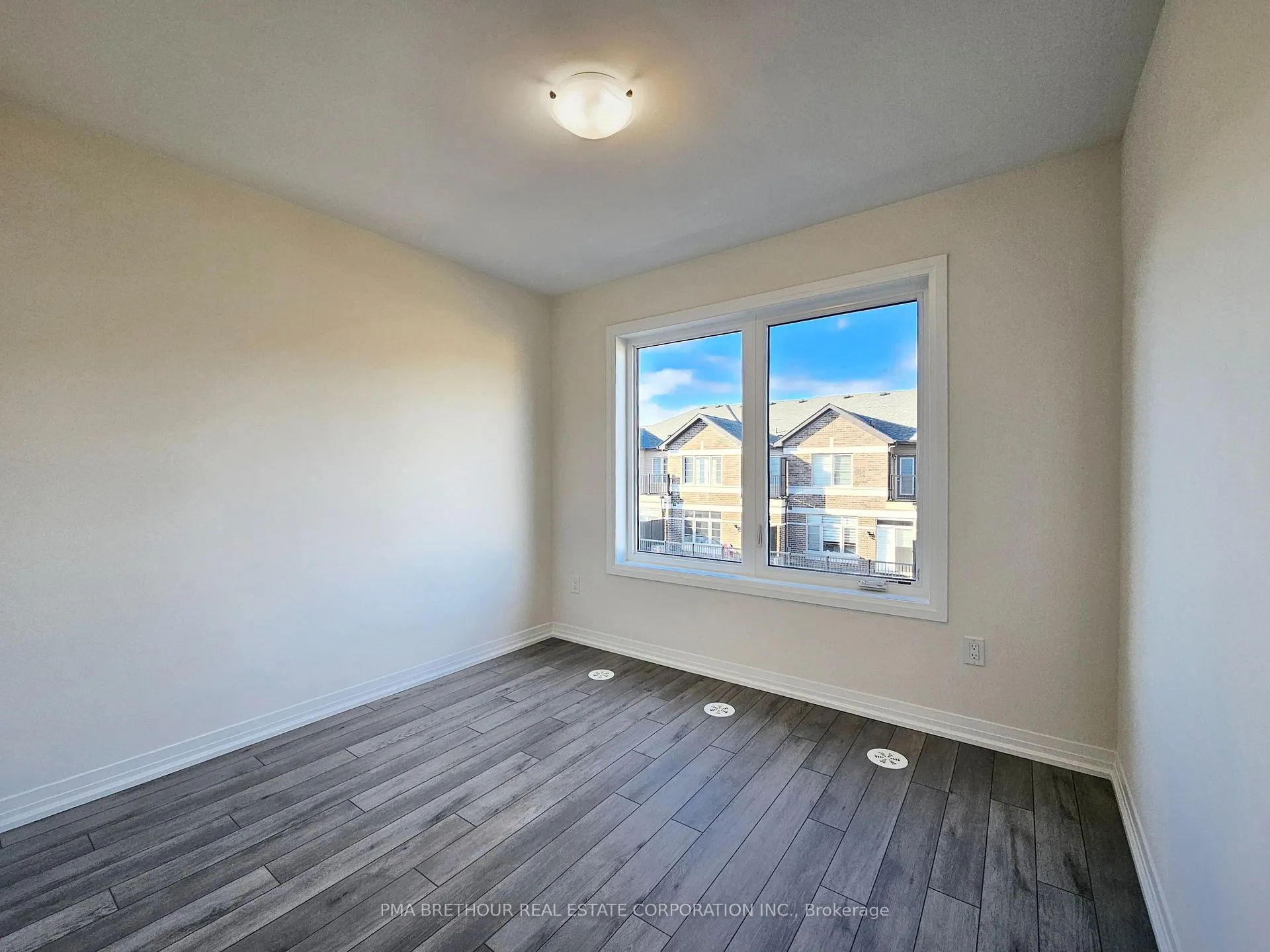 Photo 18 of 8 Sissons Way, Markham, Box Grove — HOMEH