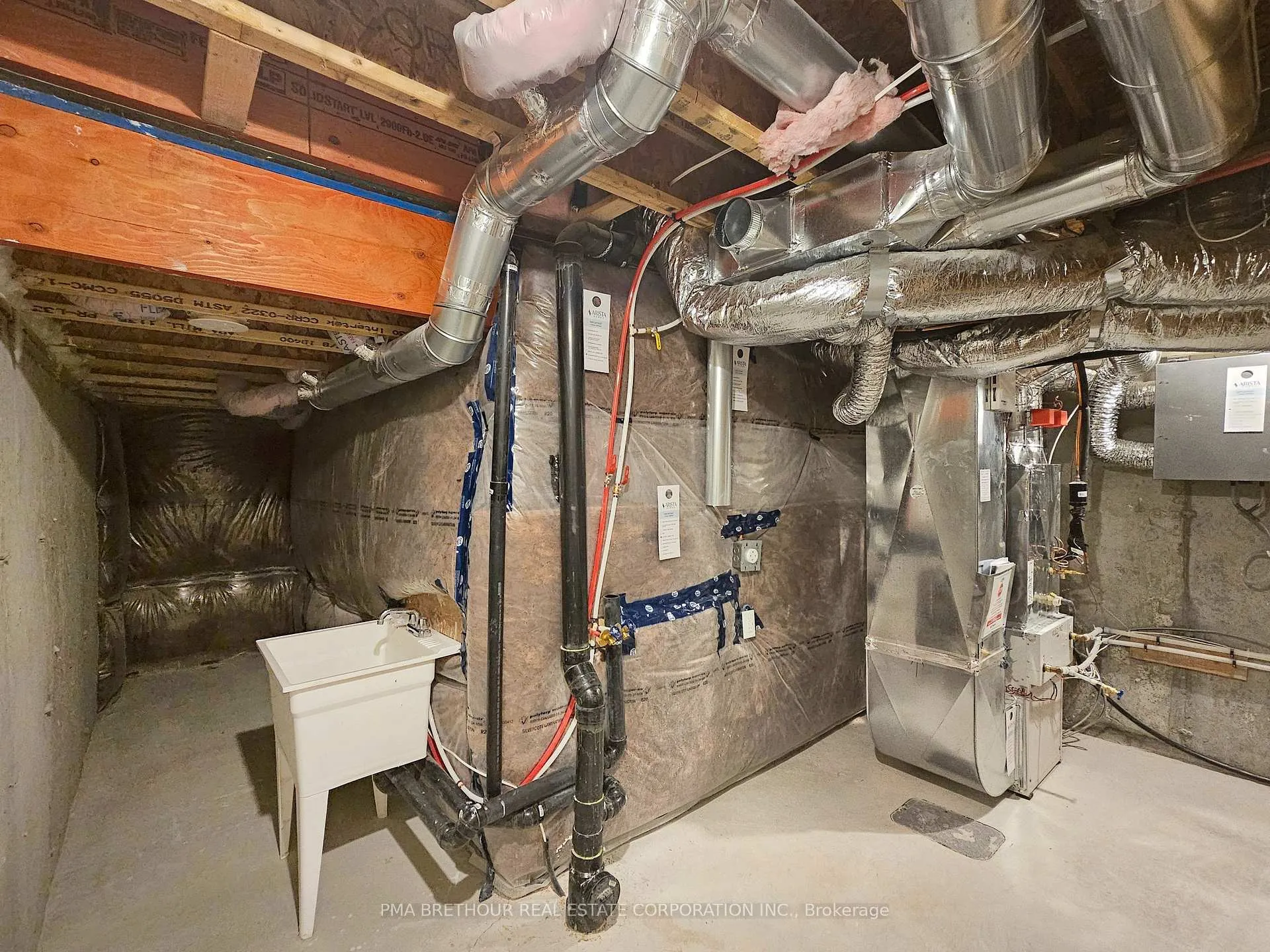 Photo 23 of 8 Sissons Way, Markham, Box Grove — HOMEH
