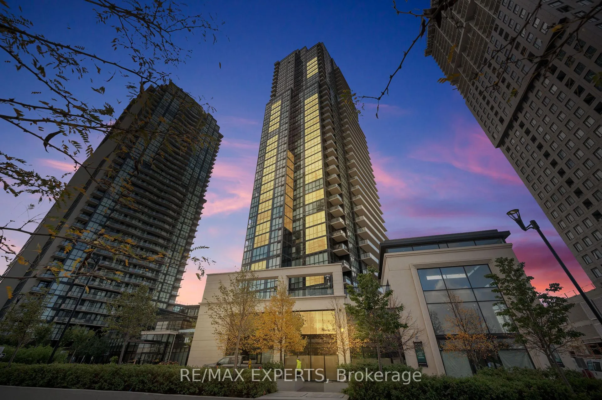 Front of Unit 3002, 2910 Highway 7 Road W