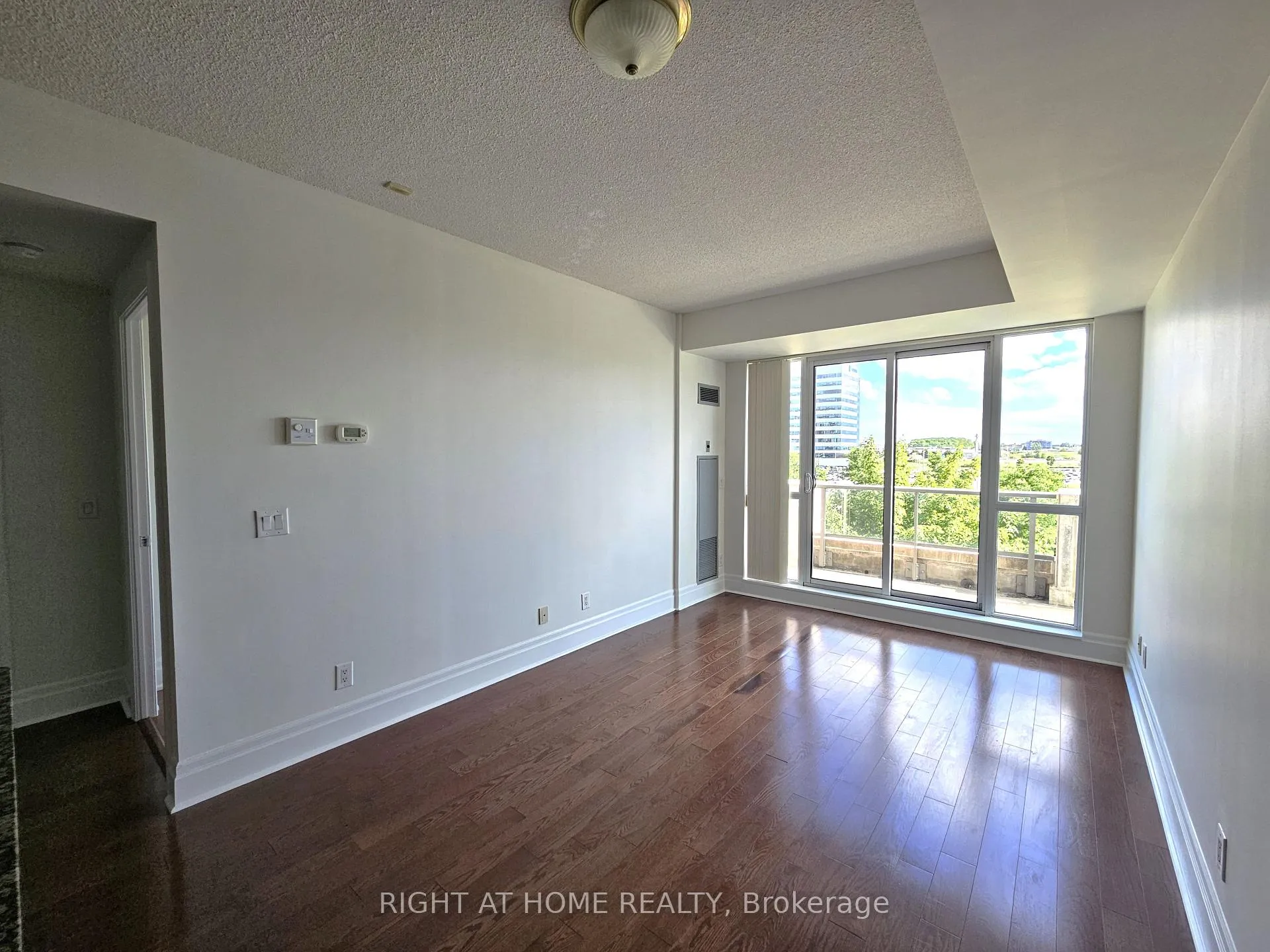 Front of Unit 306, 39 Upper Duke Crescent