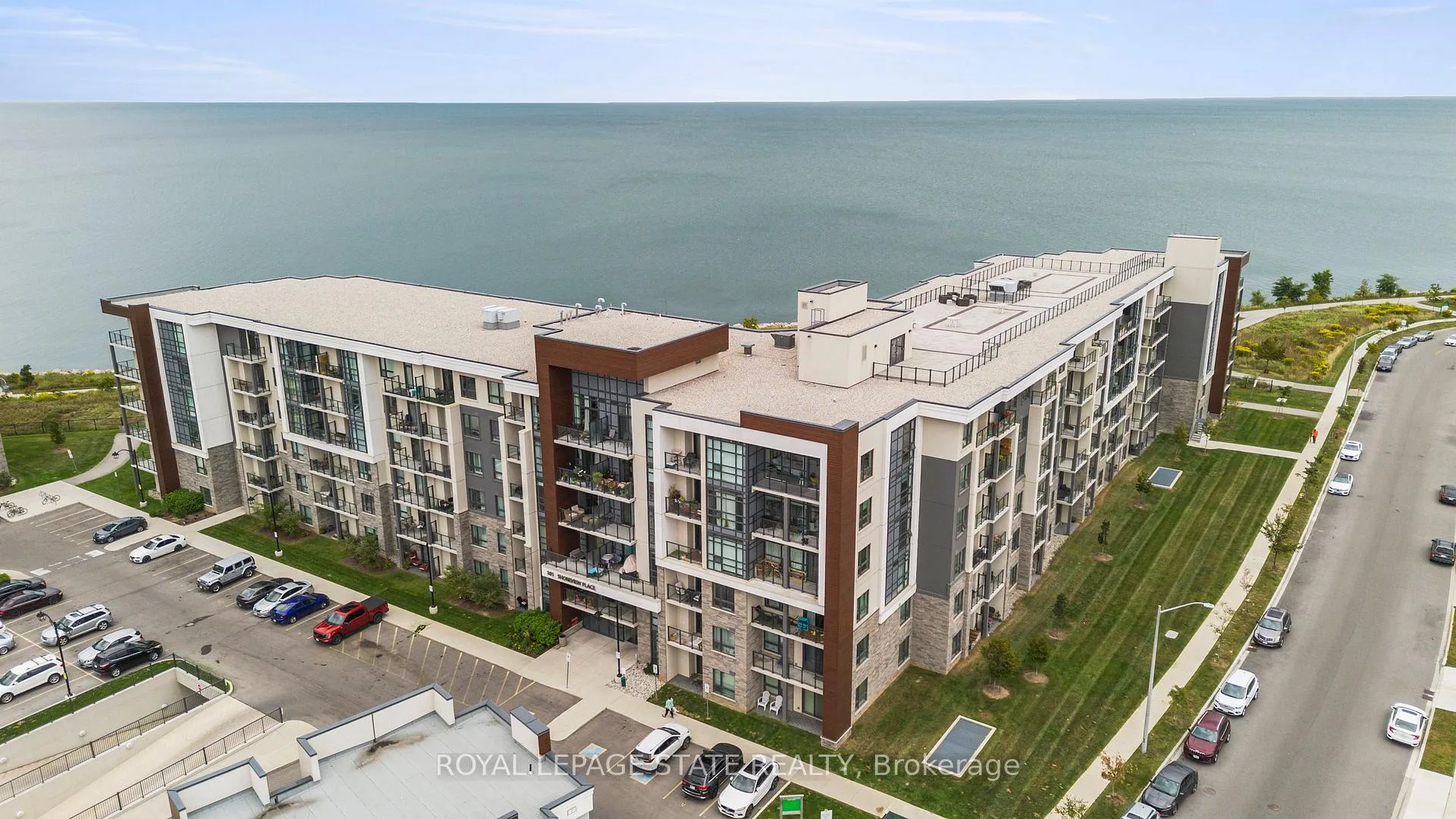 Photo 1 of Unit 521, 101 Shoreview Place, Hamilton, Stoney Creek — HOMEH