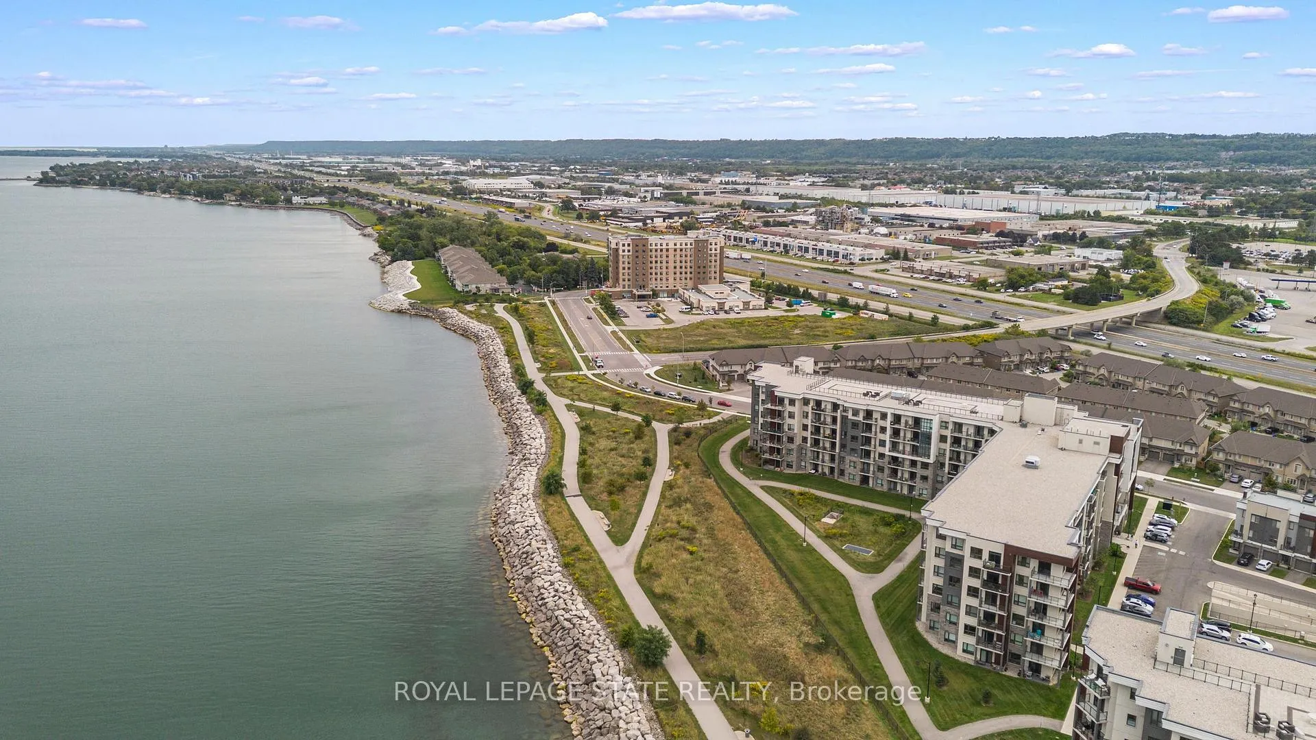 Photo 7 of Unit 521, 101 Shoreview Place, Hamilton, Stoney Creek — HOMEH