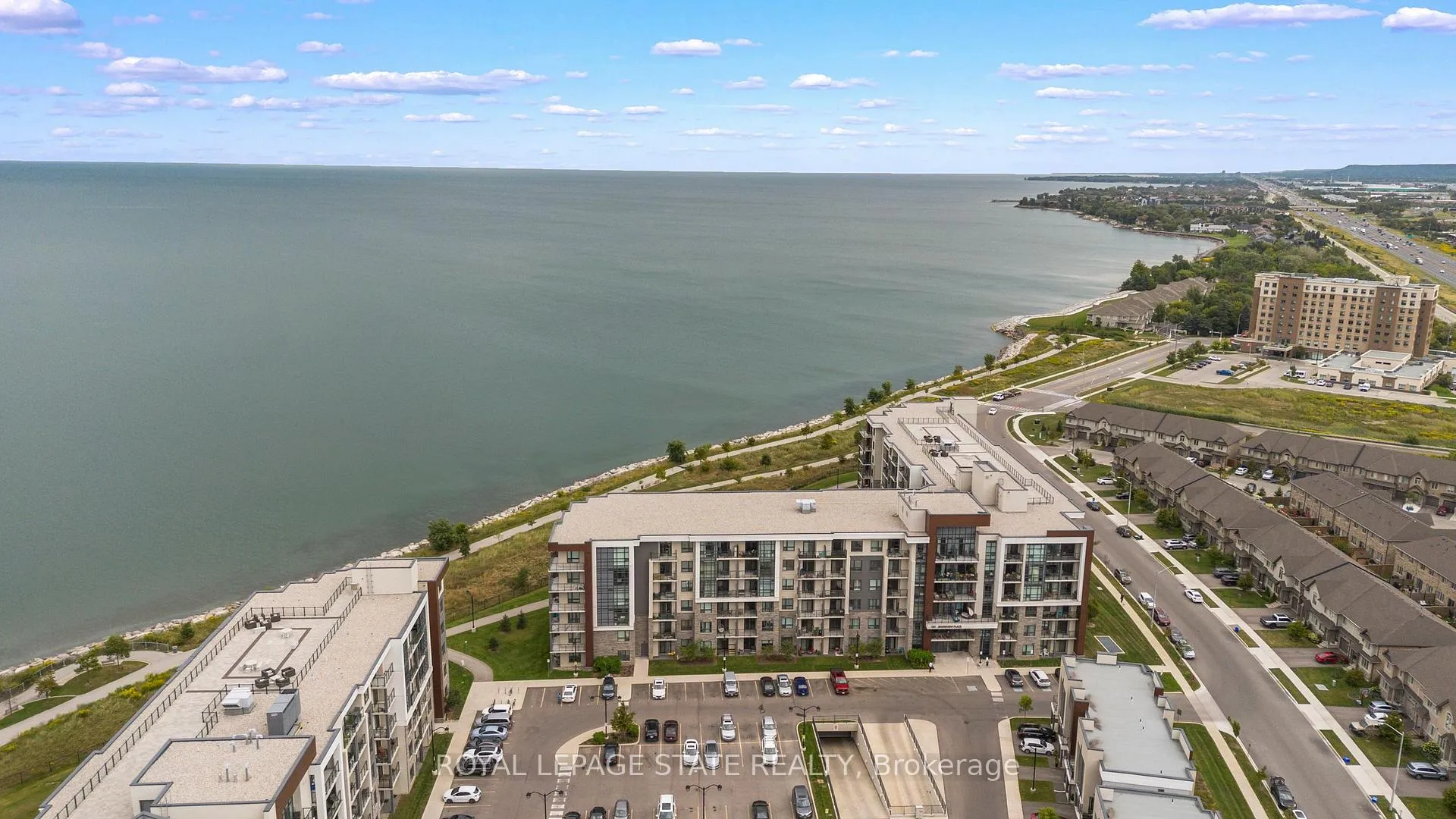 Photo 9 of Unit 521, 101 Shoreview Place, Hamilton, Stoney Creek — HOMEH
