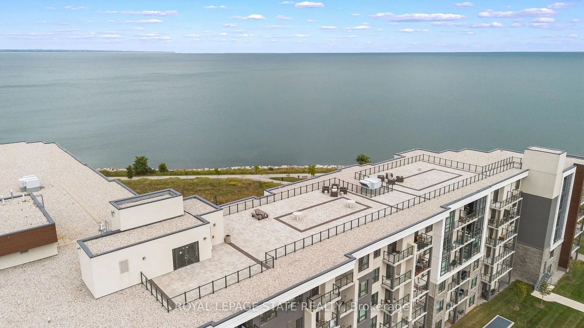 Photo 11 of Unit 521, 101 Shoreview Place, Hamilton, Stoney Creek — HOMEH