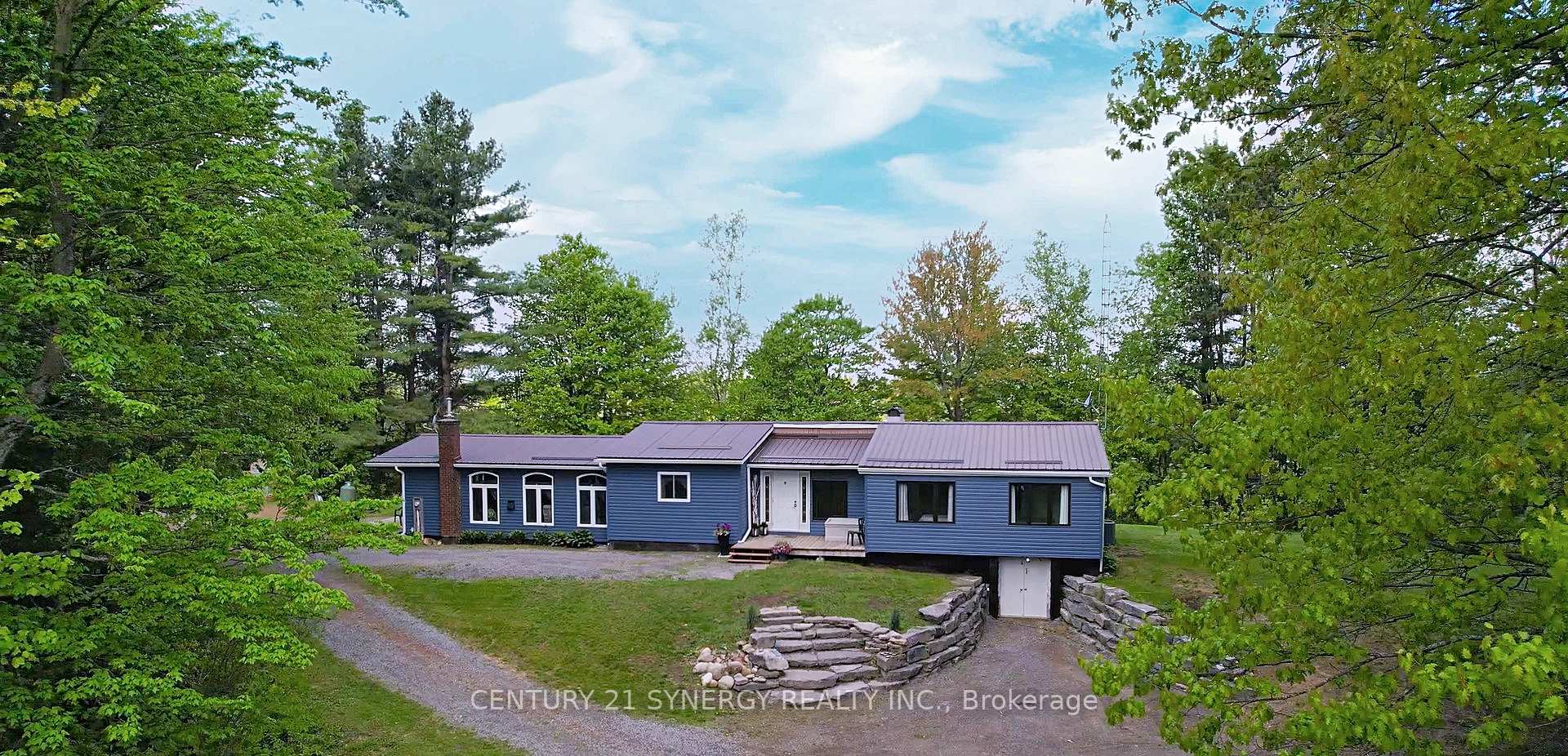 Front of 9093 County Rd 22
