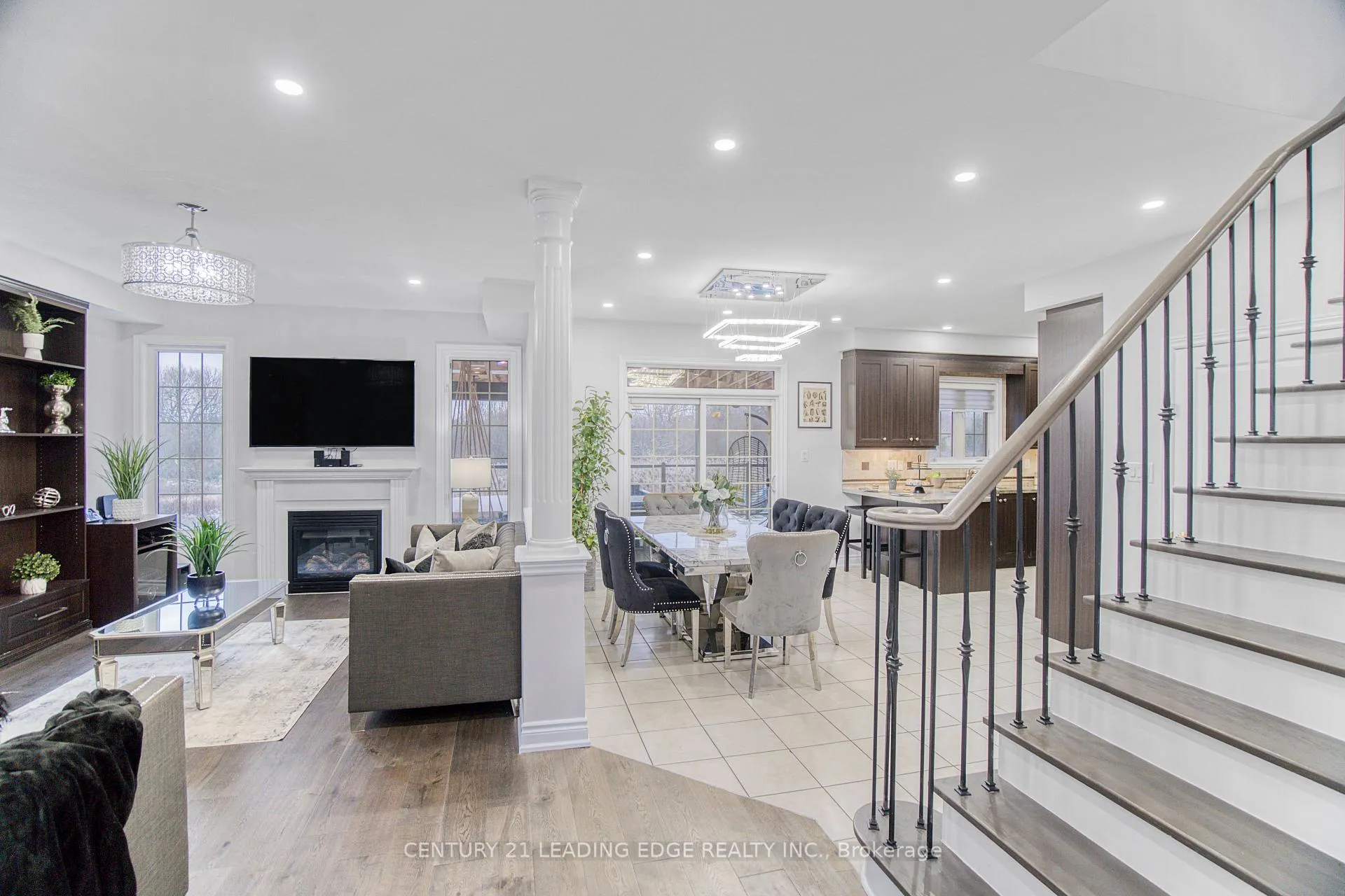 Photo 6 of 116 Bernbridge Road, Markham, Box Grove — HOMEH