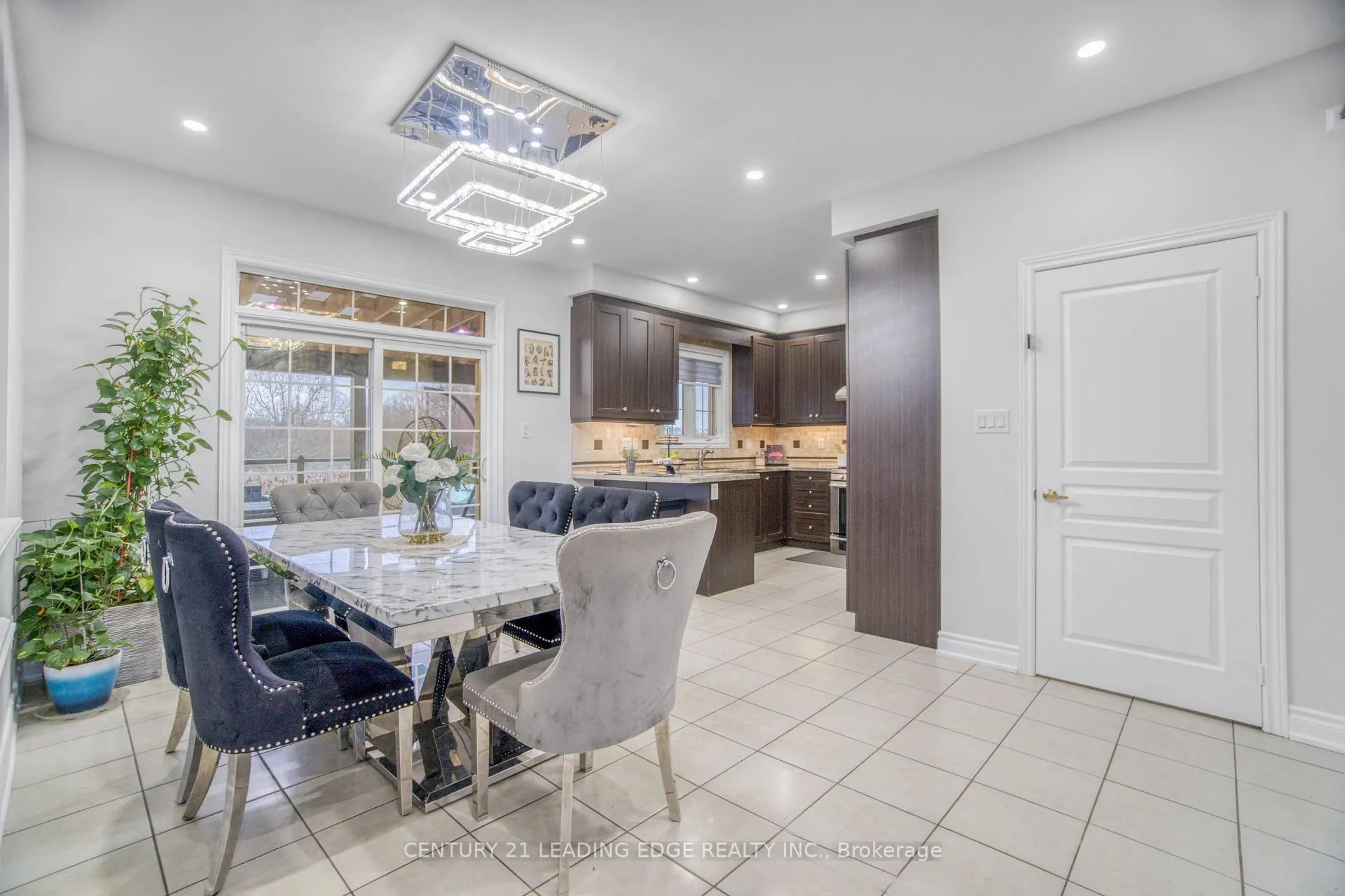 Photo 9 of 116 Bernbridge Road, Markham, Box Grove — HOMEH