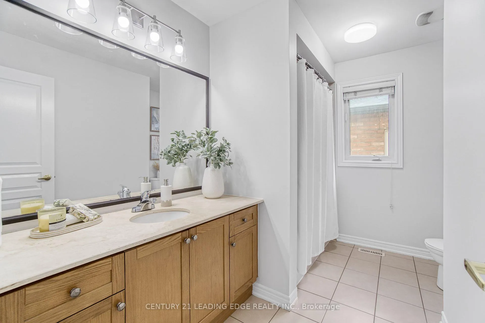 Photo 17 of 116 Bernbridge Road, Markham, Box Grove — HOMEH