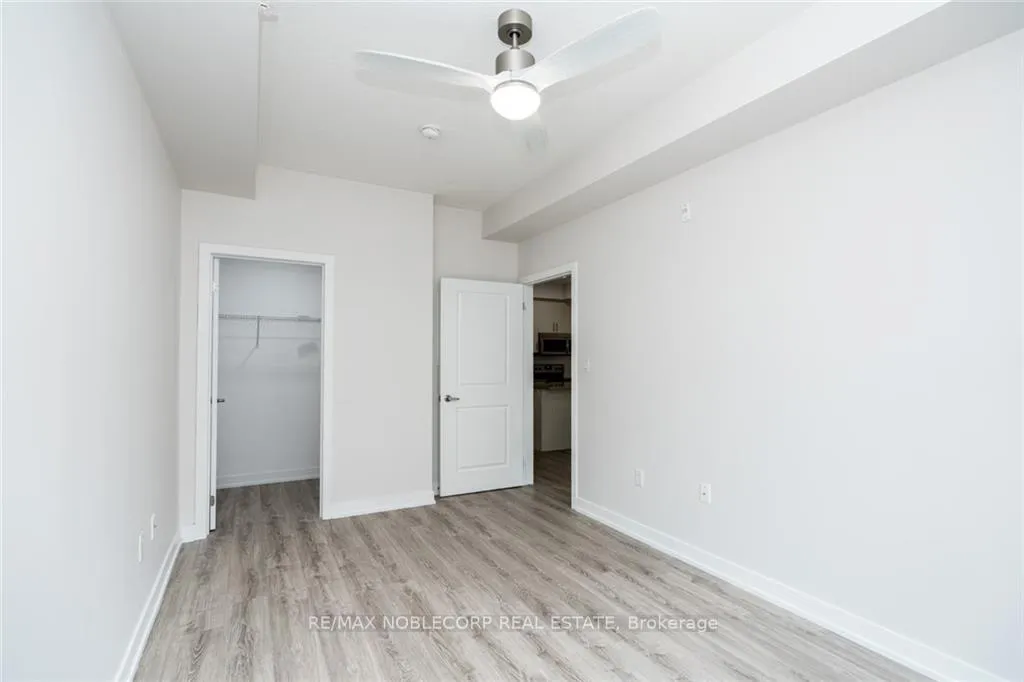 Photo 11 of Unit 116, 35 Southshore Crescent, Hamilton, Stoney Creek — HOMEH