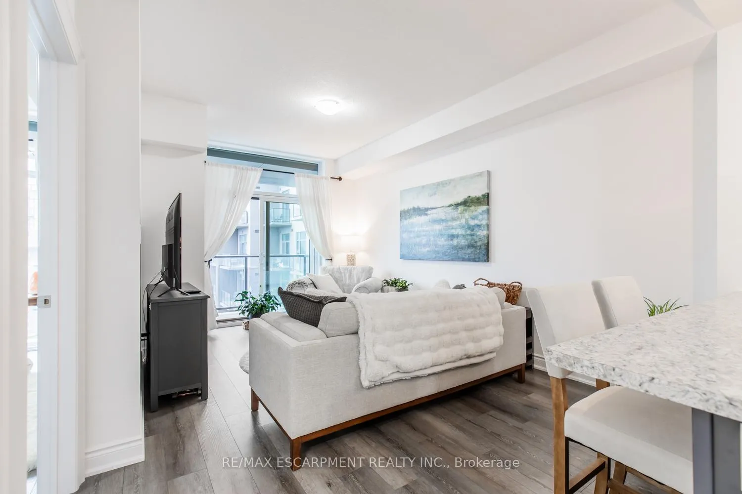 Photo 12 of Unit 427, 470 Dundas Street, Hamilton, Waterdown — HOMEH