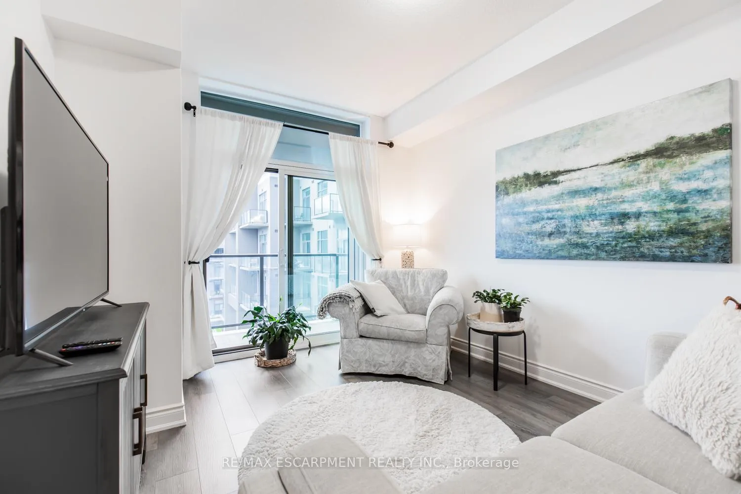 Photo 13 of Unit 427, 470 Dundas Street, Hamilton, Waterdown — HOMEH