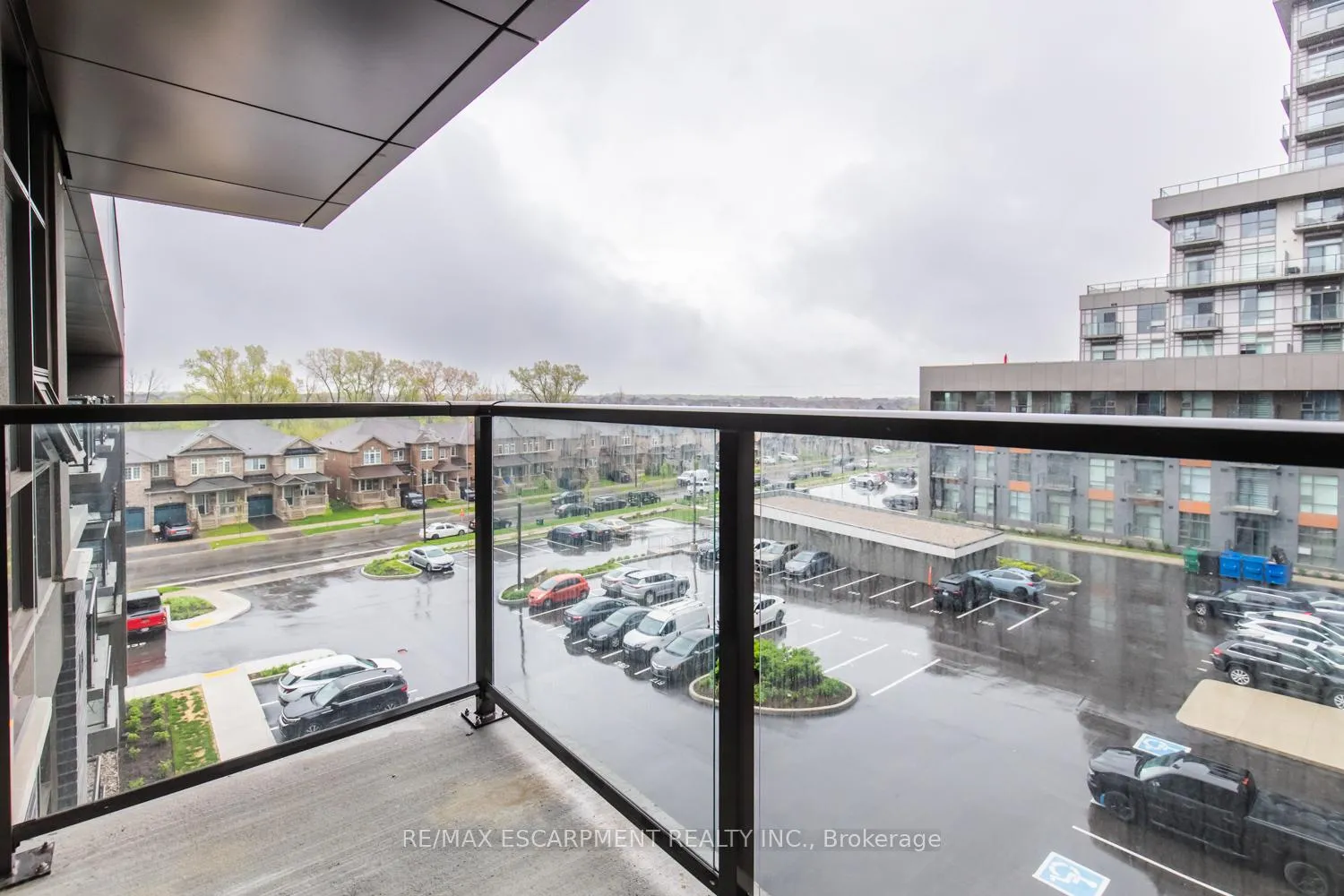 Photo 15 of Unit 427, 470 Dundas Street, Hamilton, Waterdown — HOMEH