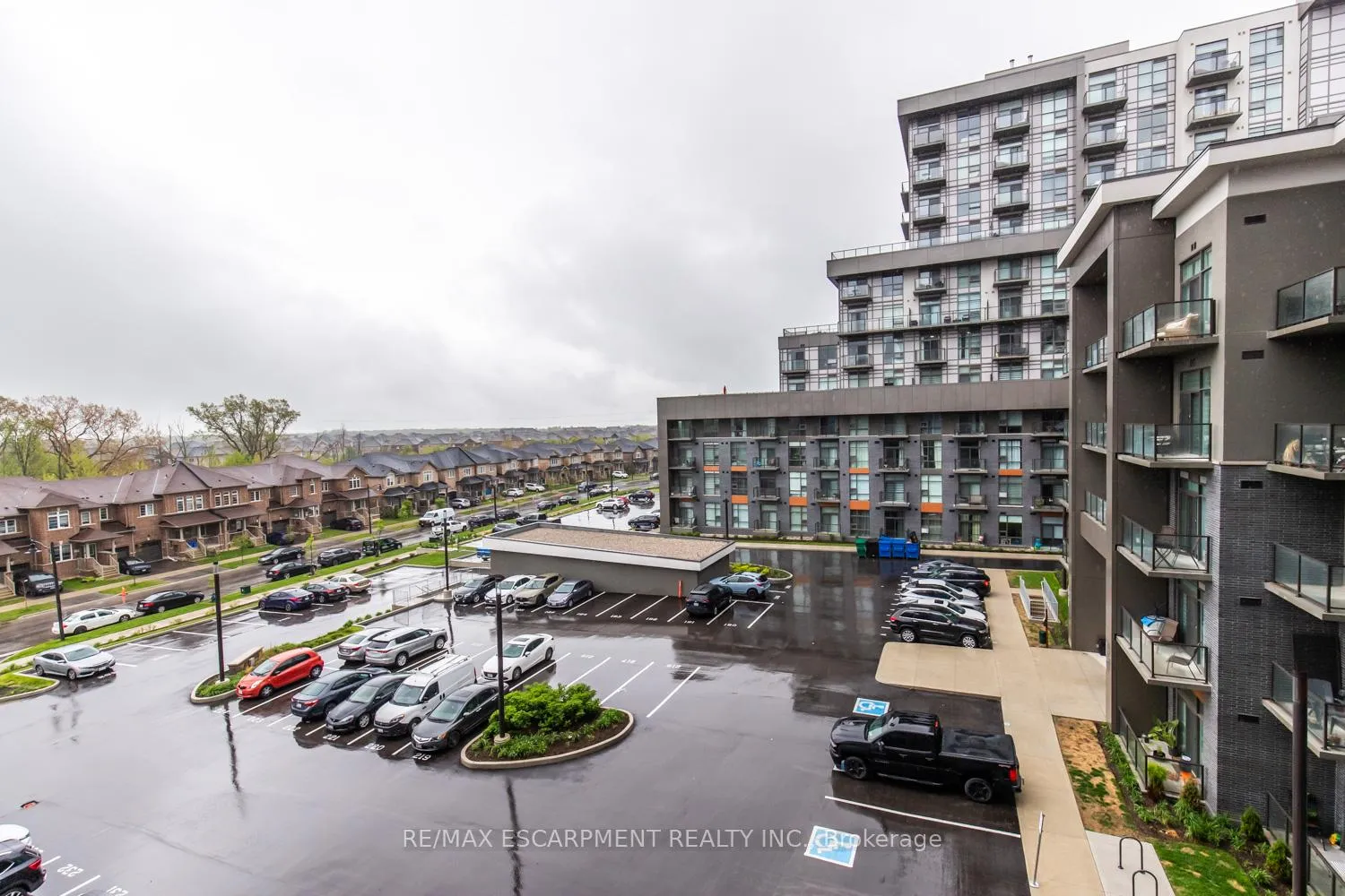 Photo 17 of Unit 427, 470 Dundas Street, Hamilton, Waterdown — HOMEH