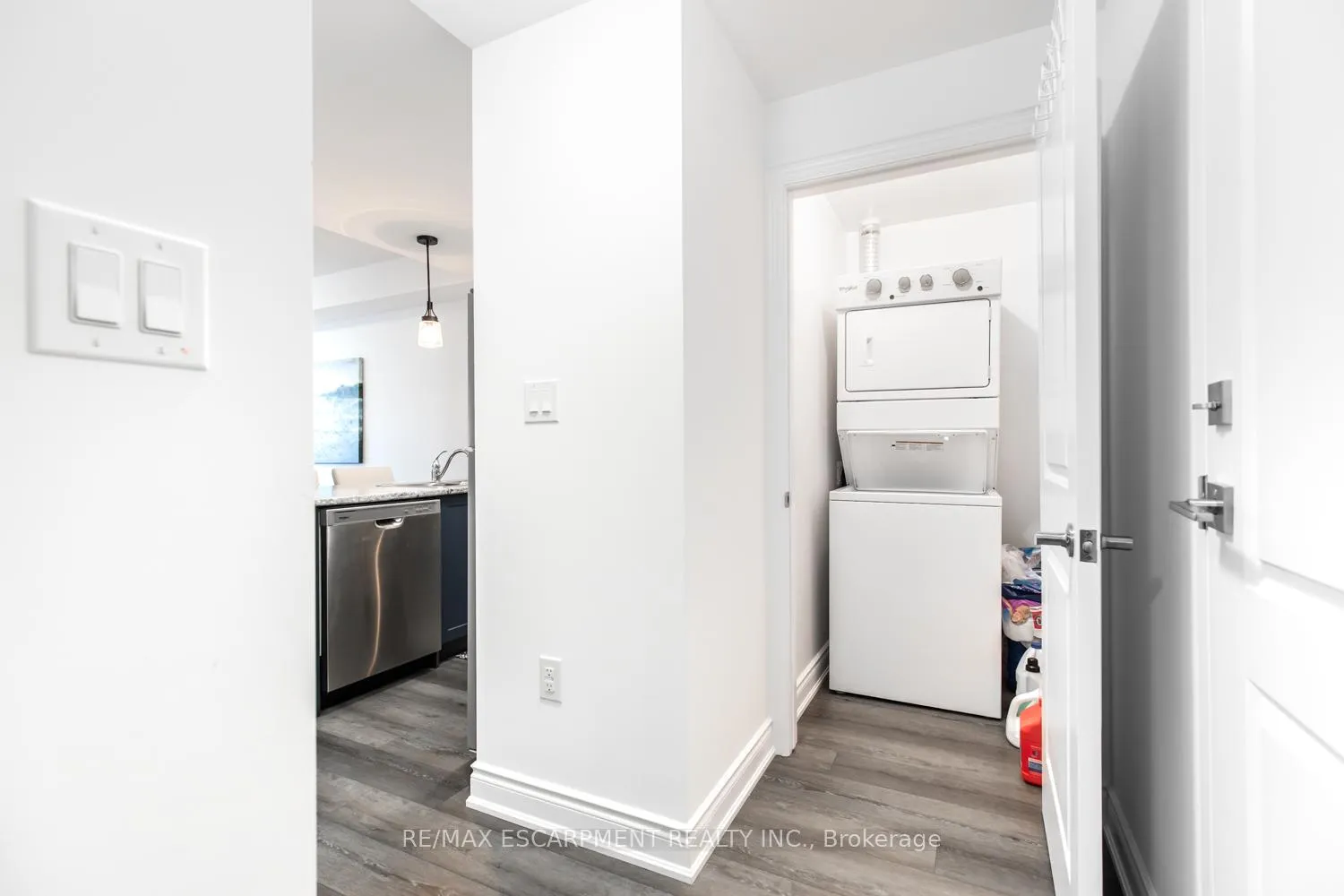 Photo 23 of Unit 427, 470 Dundas Street, Hamilton, Waterdown — HOMEH