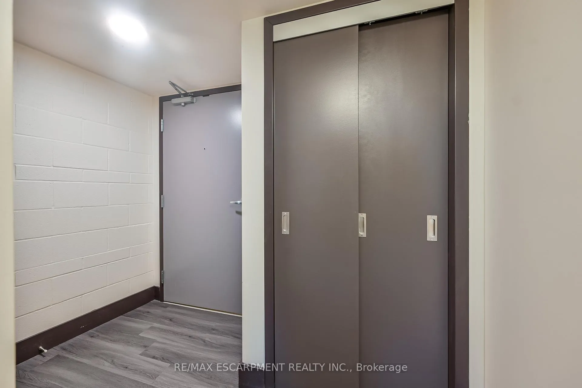 Photo 18 of Unit 401, 121 King Street E, Hamilton, Beasley — HOMEH