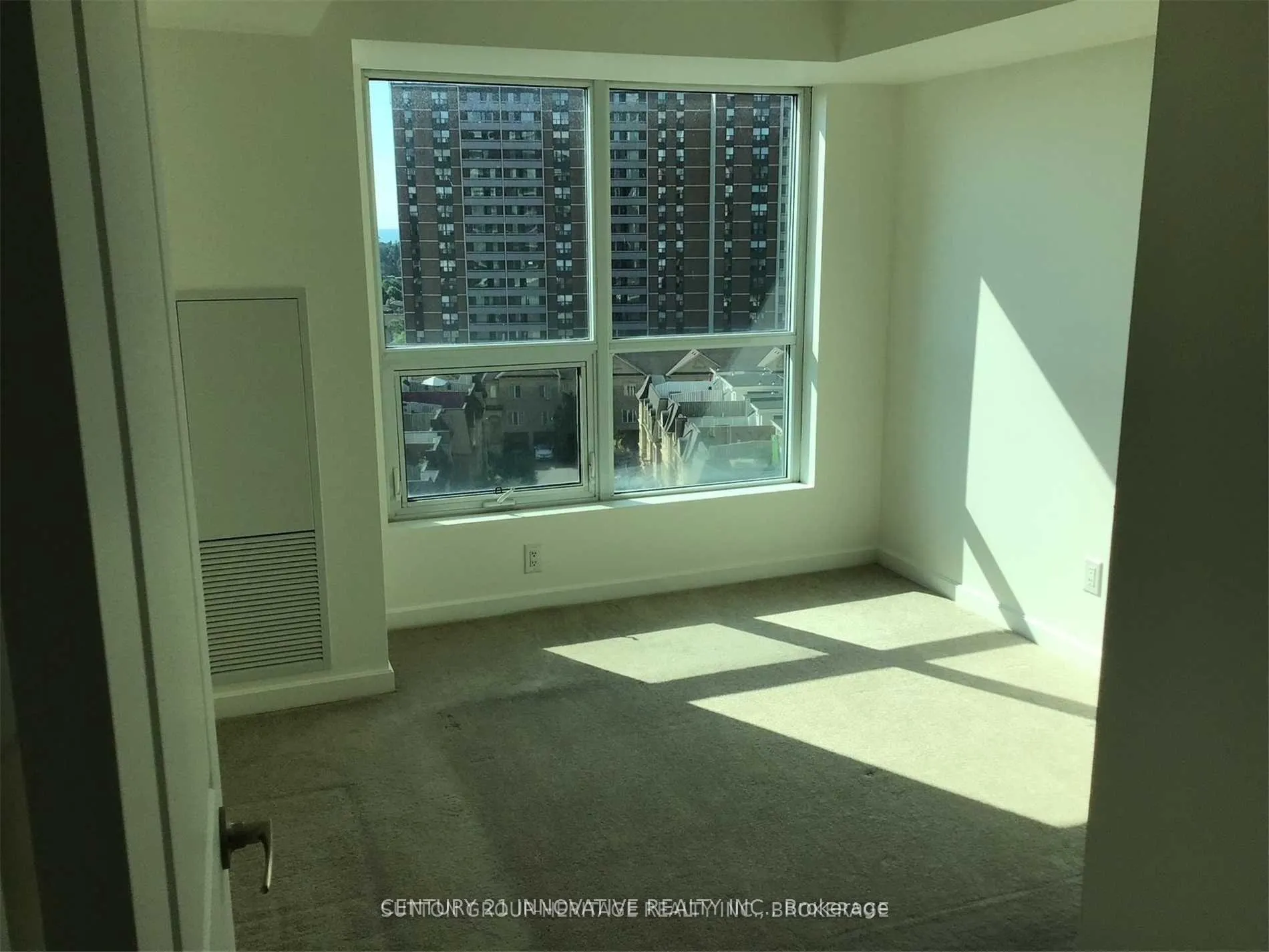 Photo 2 of Unit 916, 1235 Bayly, Pickering, Bay Ridges — HOMEH