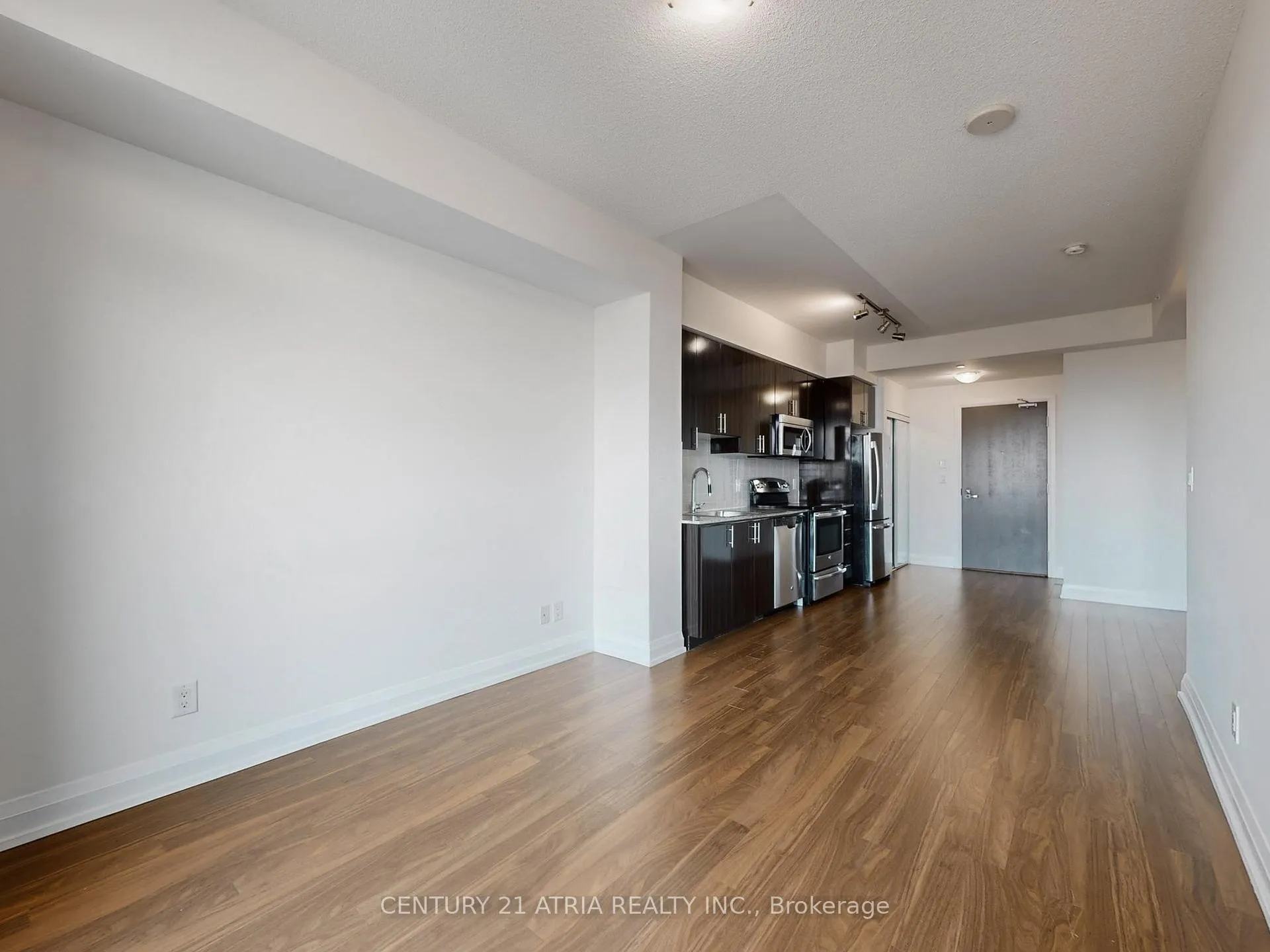Photo 17 of Unit 1935, 7161 Yonge Street, Markham, Thornhill — HOMEH