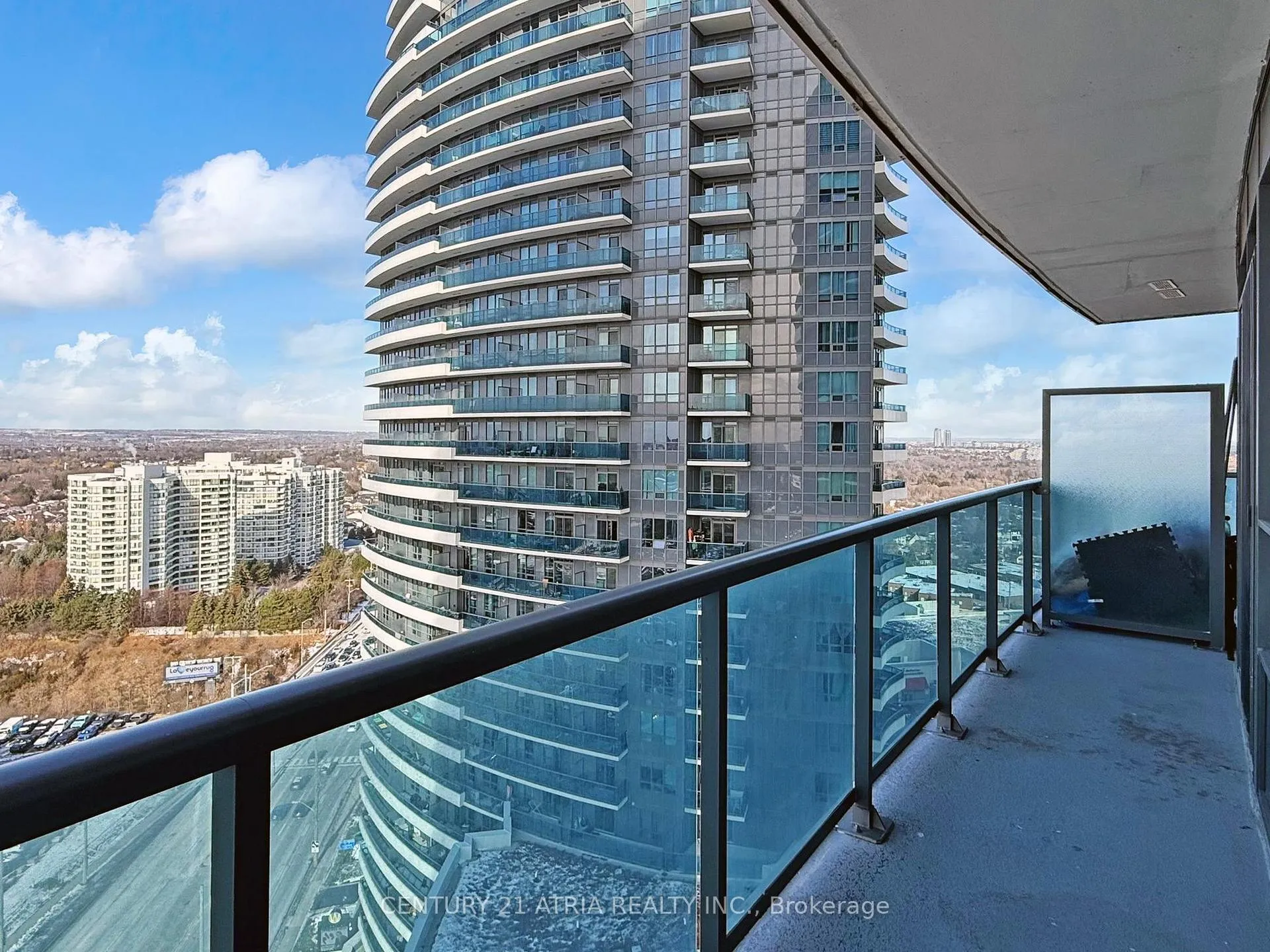 Photo 30 of Unit 1935, 7161 Yonge Street, Markham, Thornhill — HOMEH