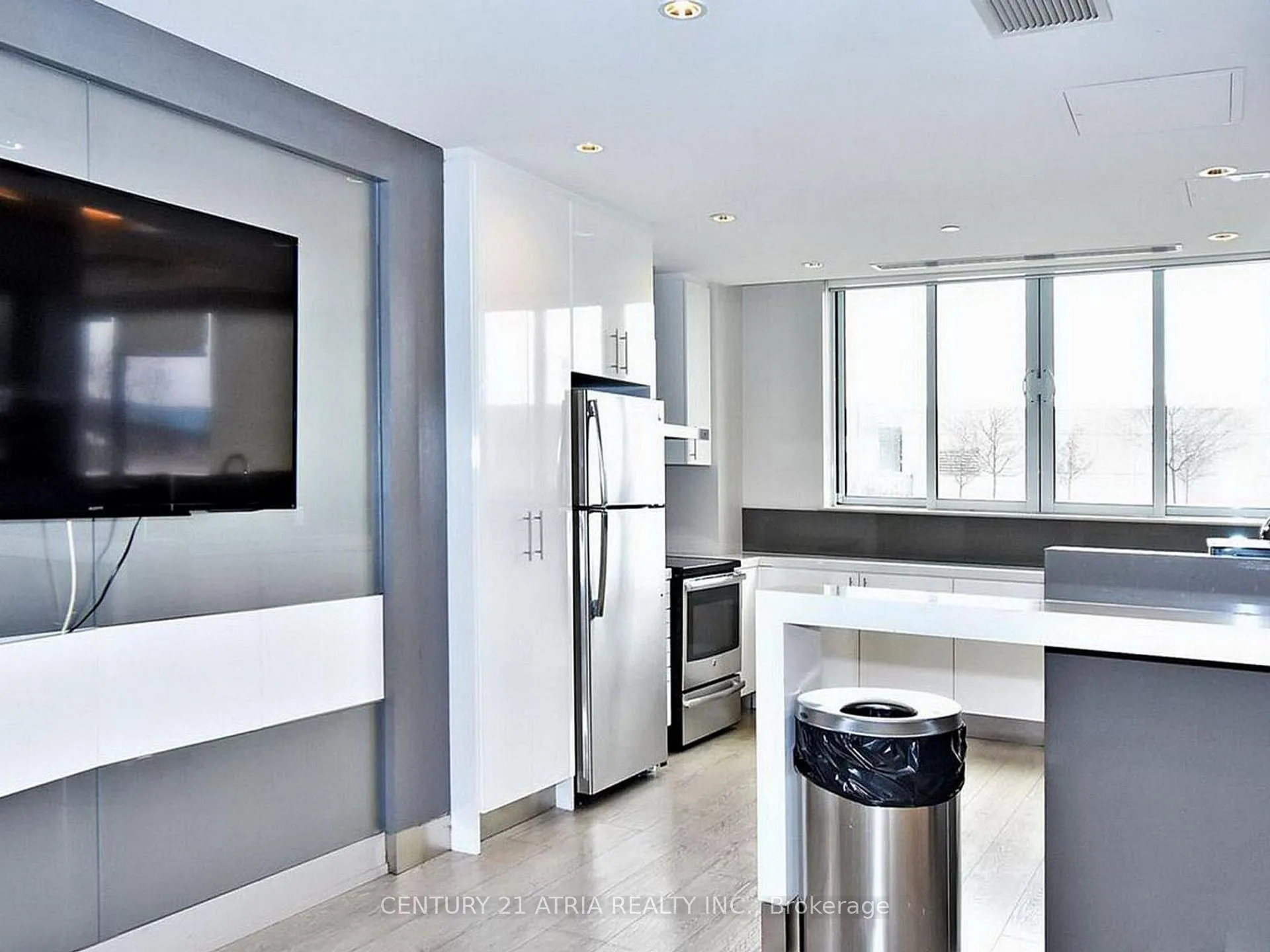 Photo 44 of Unit 1935, 7161 Yonge Street, Markham, Thornhill — HOMEH