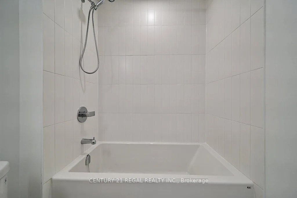 Photo 6 of Unit 219, 385 Arctic Red Drive, Oshawa, Windfields — HOMEH