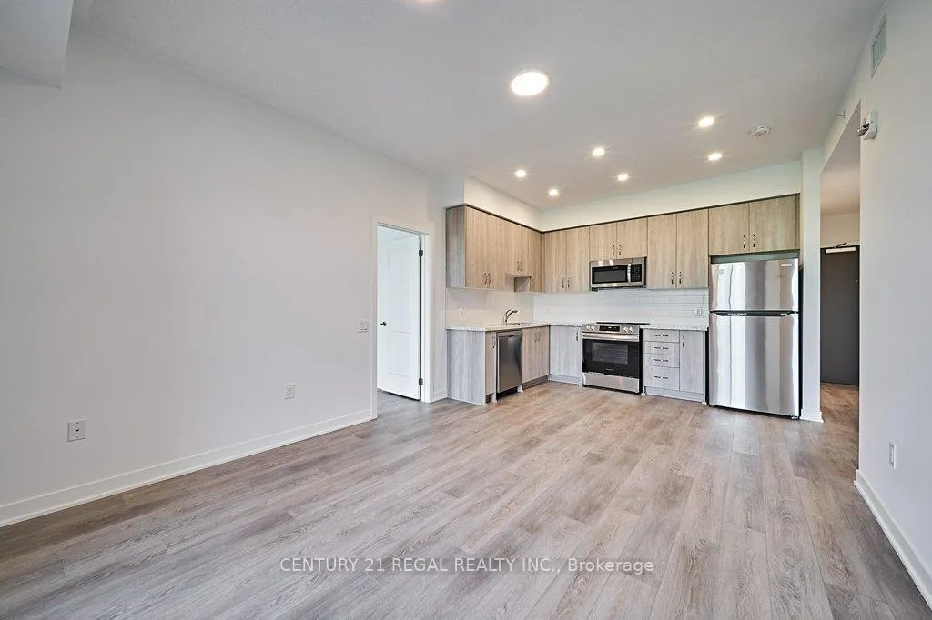 Photo 14 of Unit 219, 385 Arctic Red Drive, Oshawa, Windfields — HOMEH