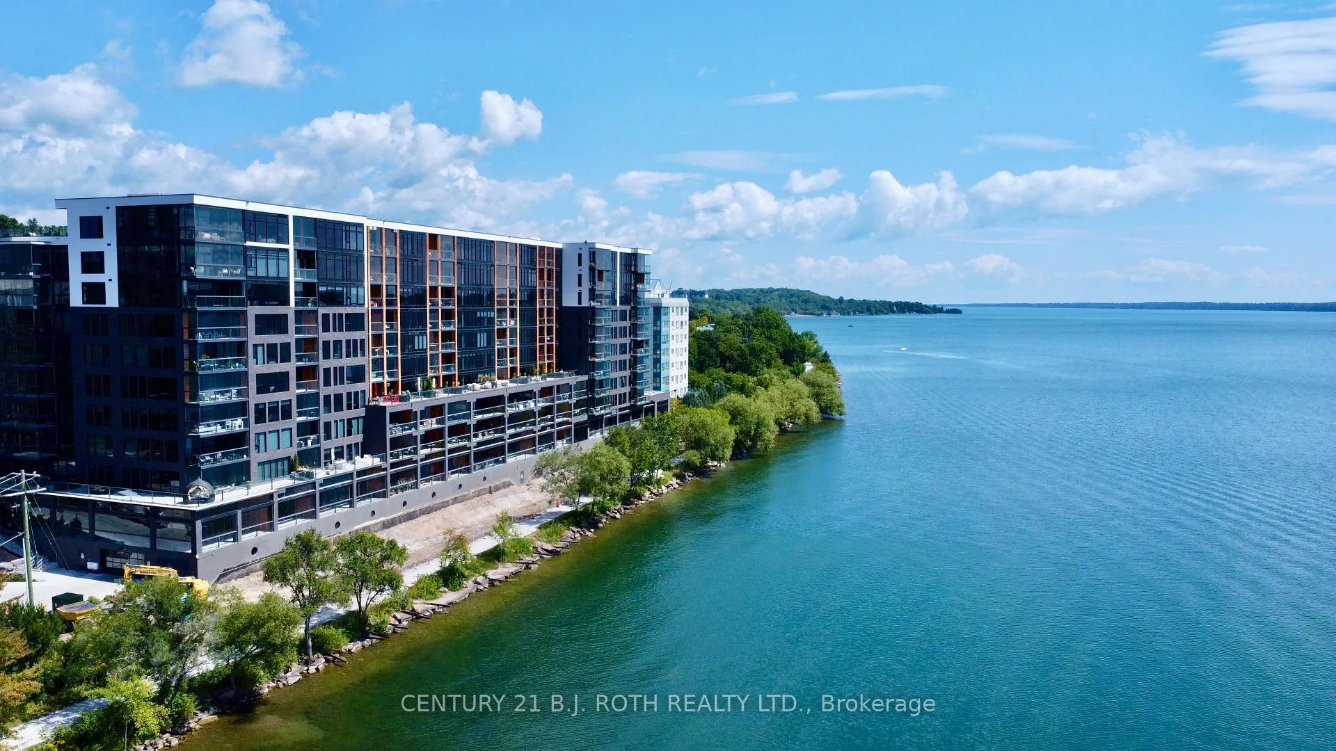 Photo 2 of Unit 409, 185 Dunlop Street E, Barrie, Lakeshore — HOMEH