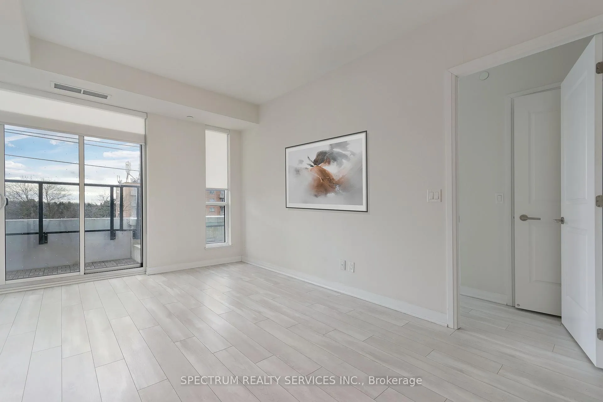 Photo 8 of Unit 409, 1630 Queen Street E, Toronto, The Beaches — HOMEH