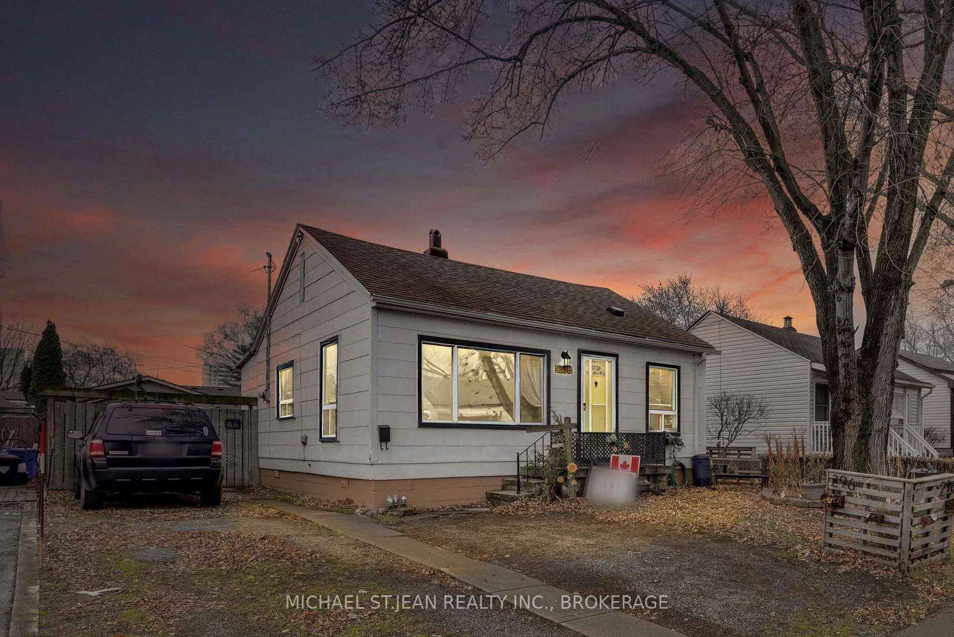 Photo 1 of 296 Julian Avenue, Hamilton, Normanhurst — HOMEH