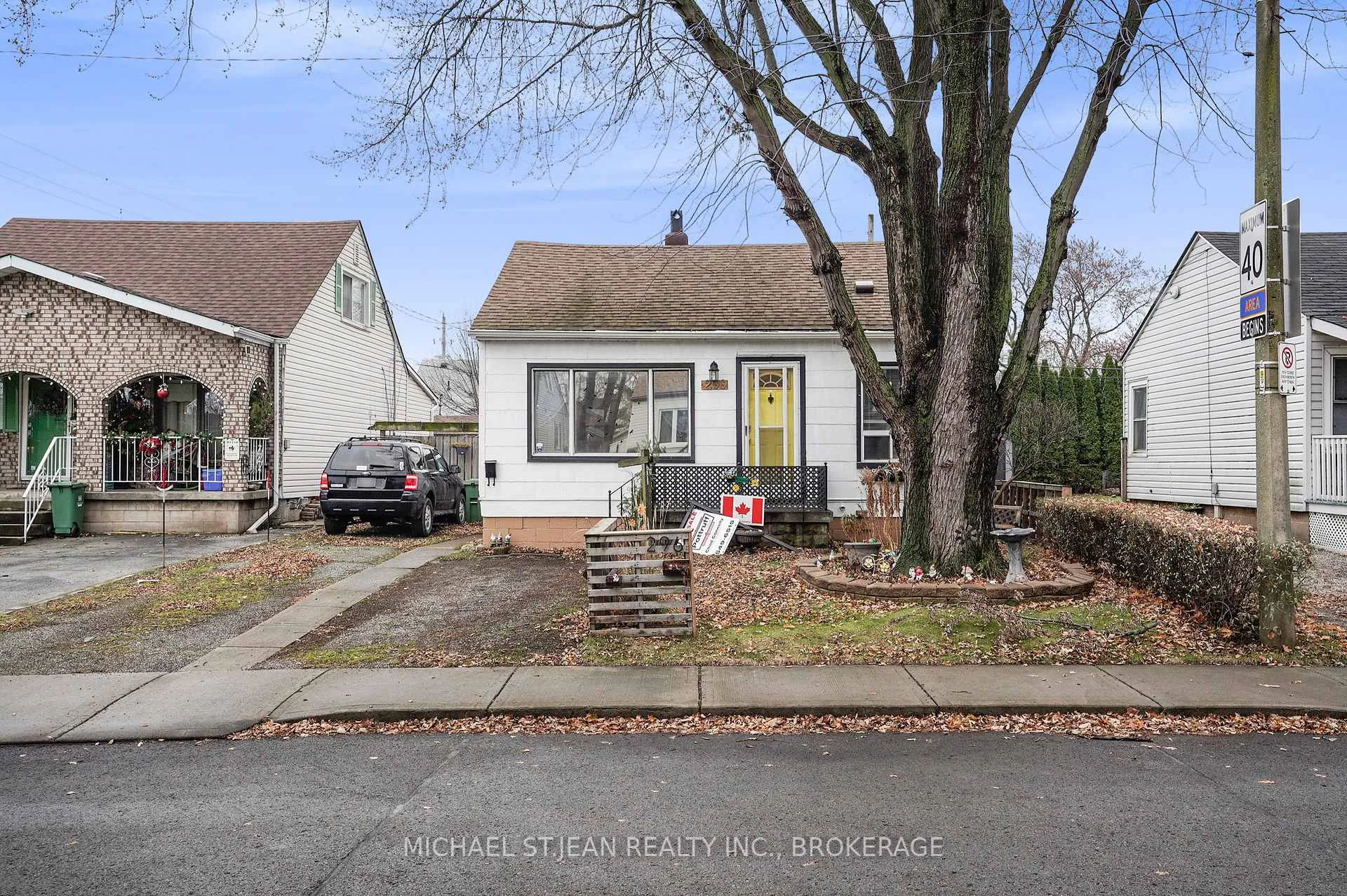Photo 3 of 296 Julian Avenue, Hamilton, Normanhurst — HOMEH