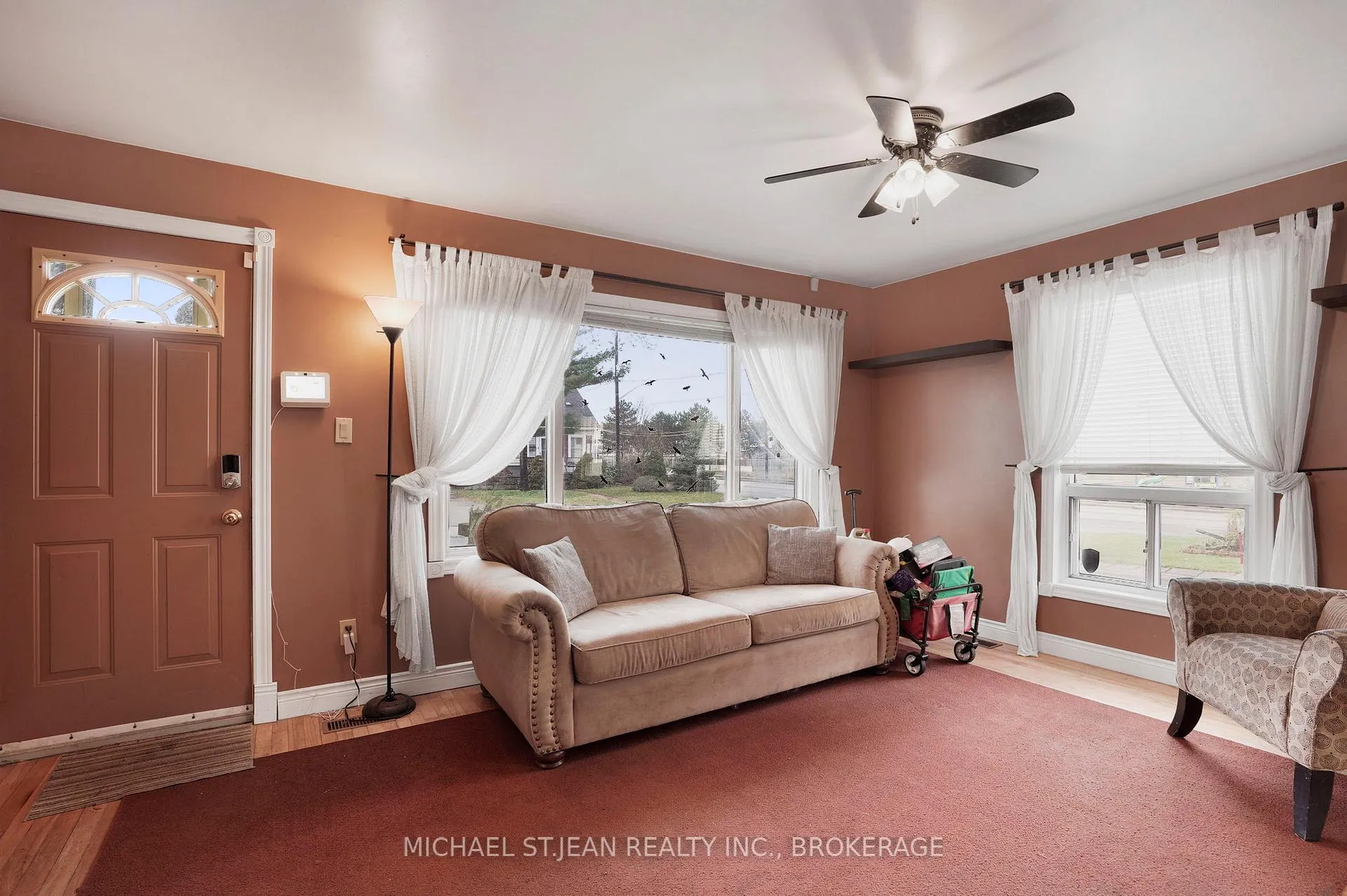 Photo 5 of 296 Julian Avenue, Hamilton, Normanhurst — HOMEH