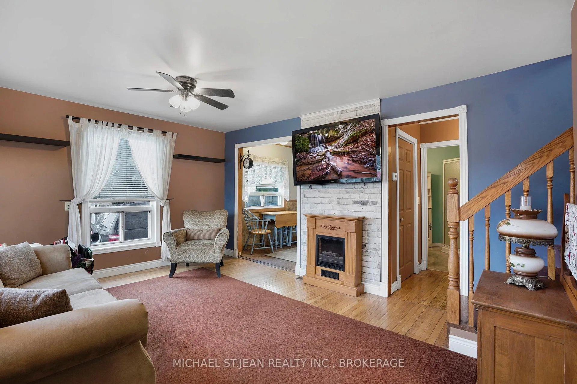 Photo 6 of 296 Julian Avenue, Hamilton, Normanhurst — HOMEH